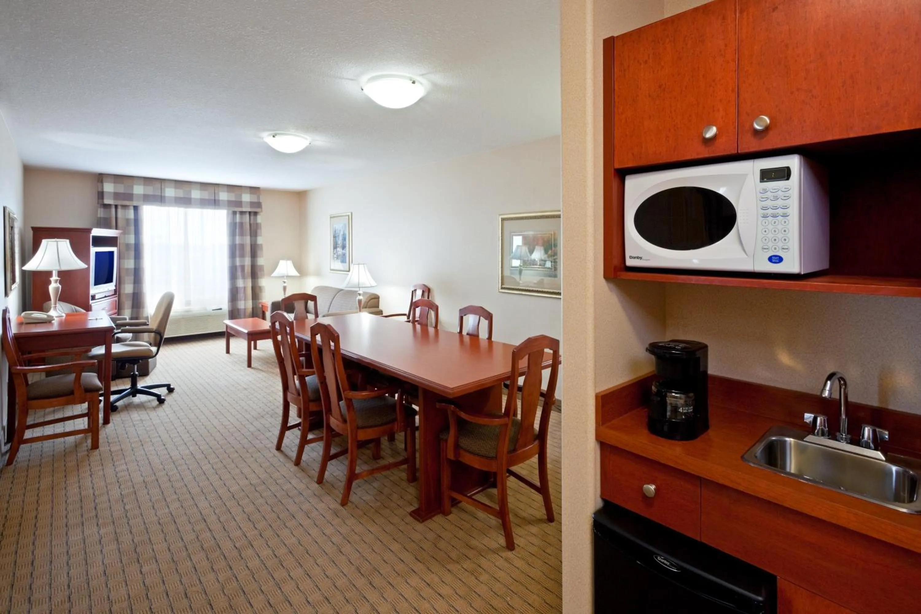 Photo of the whole room in Holiday Inn Hotel & Suites Regina by IHG