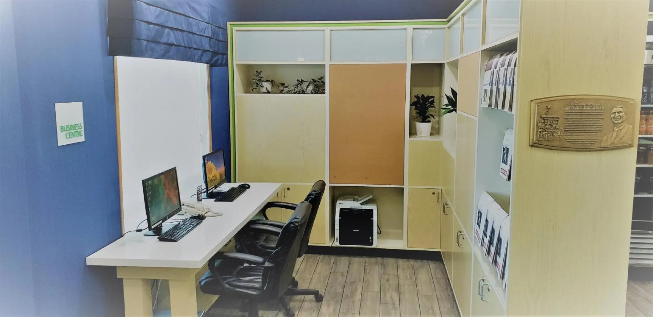 Lobby or reception in Holiday Inn Hotel & Suites Regina by IHG