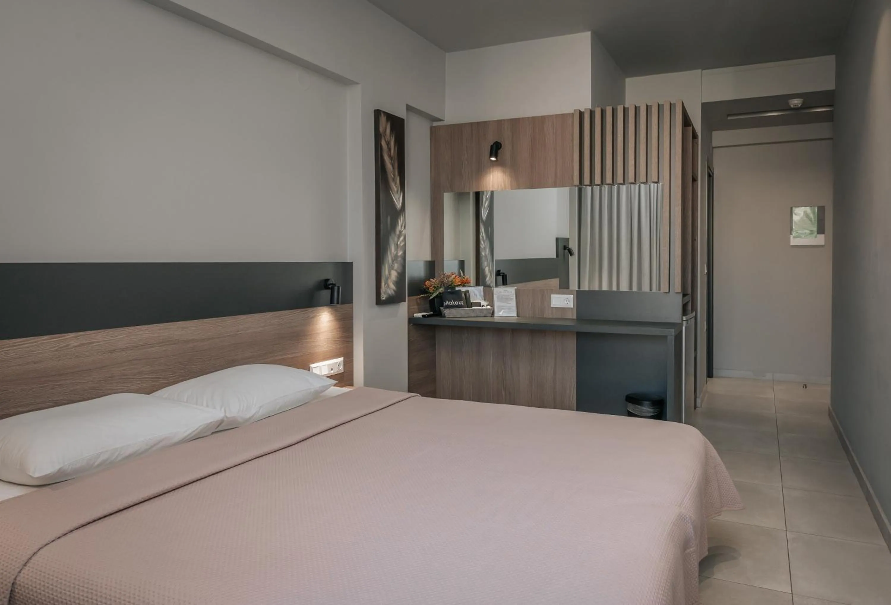 Bed in Elizabeth Queen Luxury Rooms