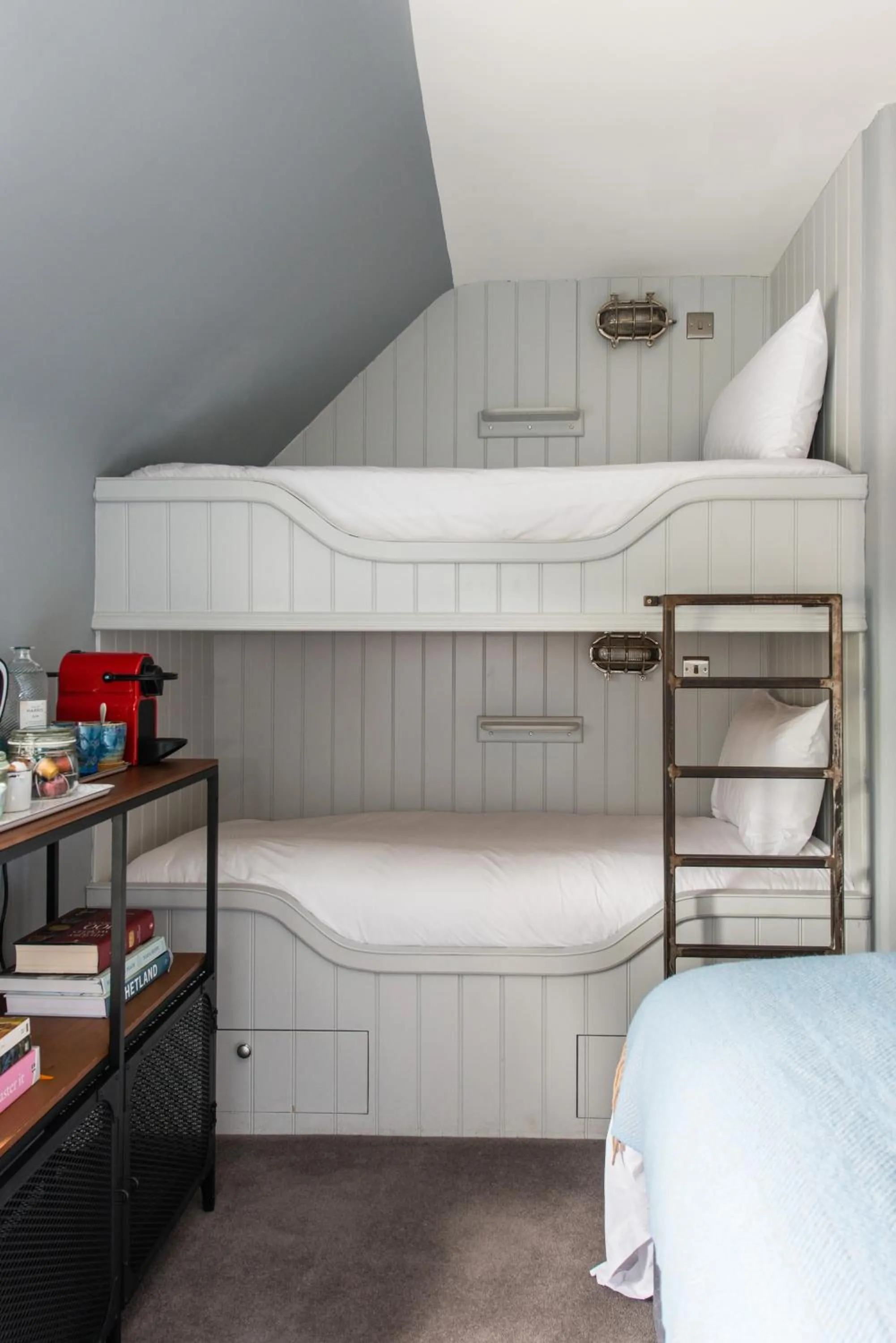 Bed in The Kilchrenan Inn