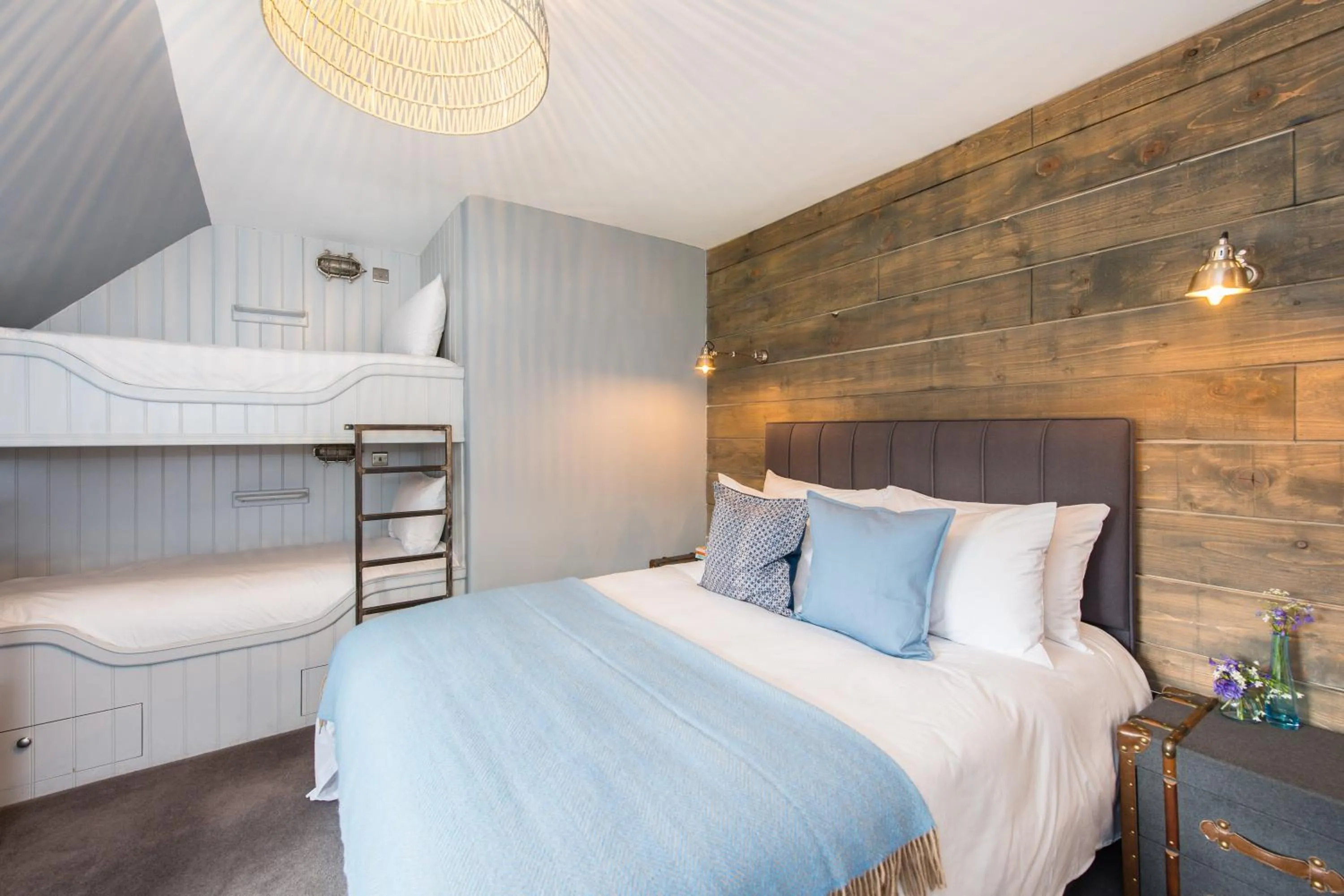 Bed in The Kilchrenan Inn