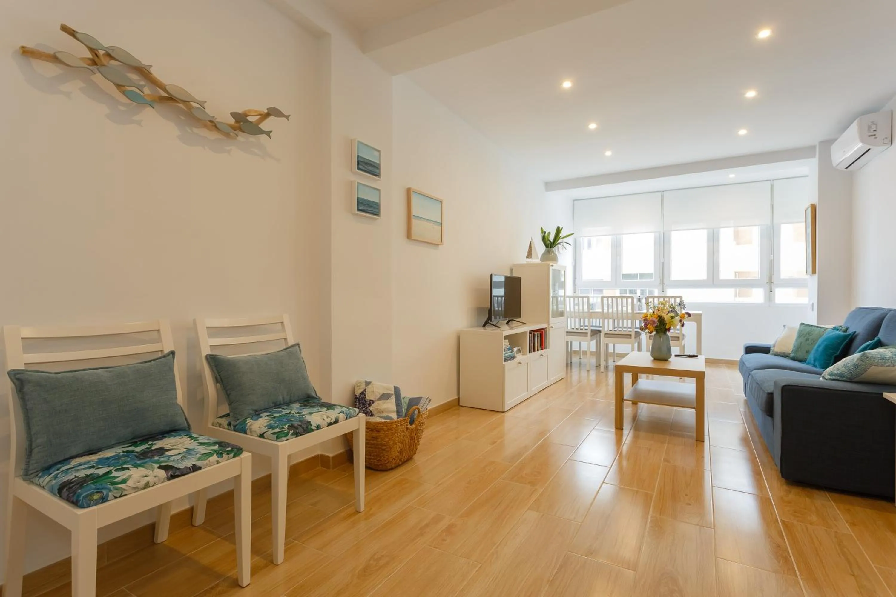 Casa Ros-PLAYA free parking by Cadiz4Rentals
