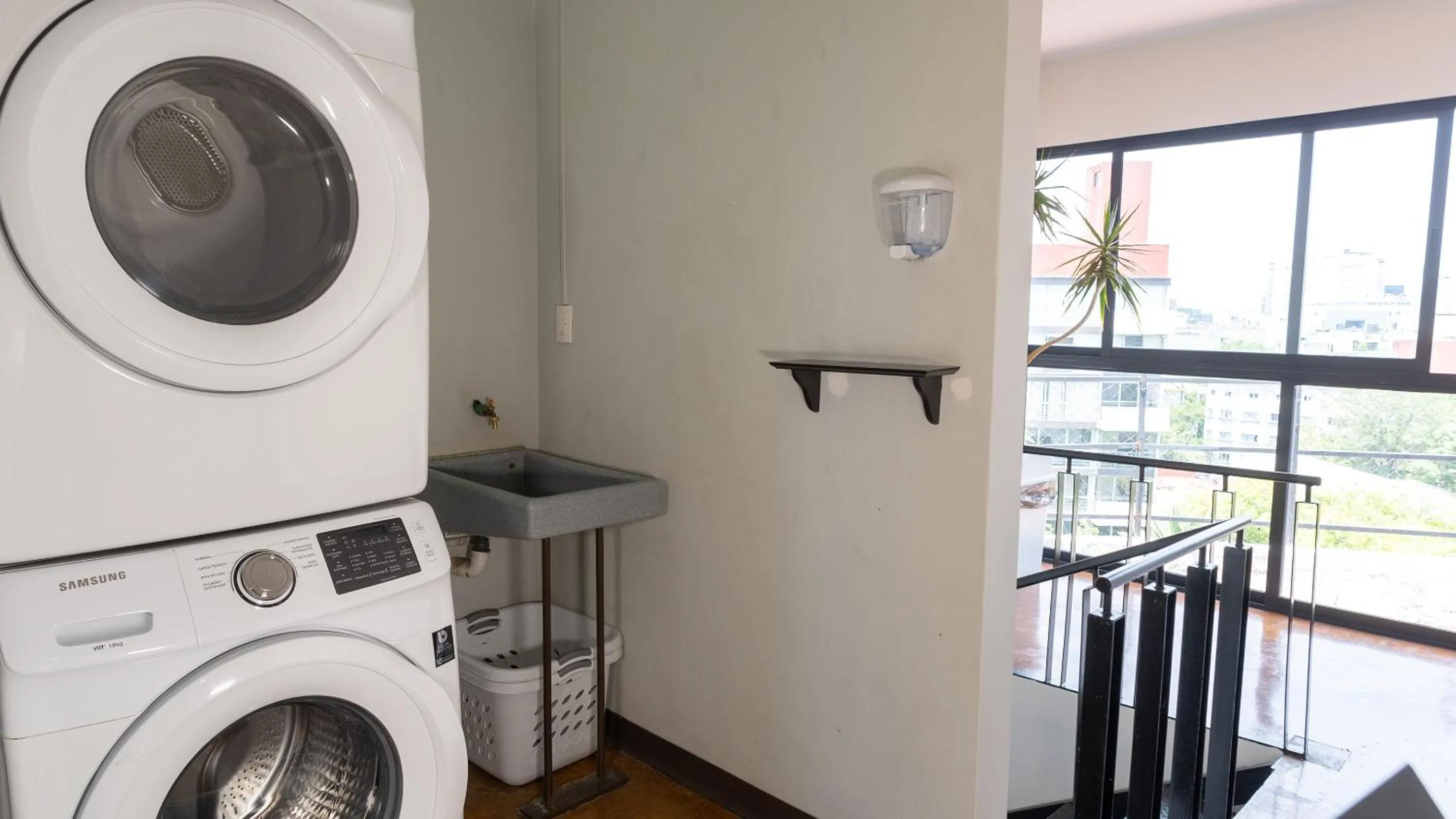 laundry in Hotel Círculo Condesa