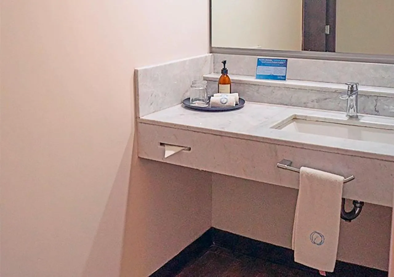 Toilet in Hotel Círculo Condesa