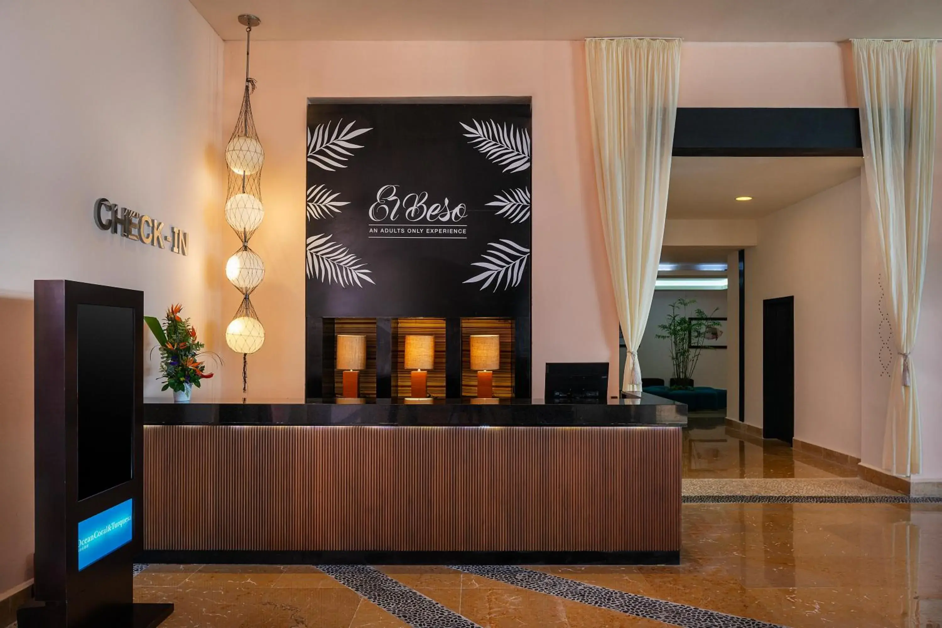 Property building in El Beso Adults Only at Ocean Coral & Turquesa All Inclusive Property building in El Beso Adults Only at Ocean Coral & Turquesa All Inclusive