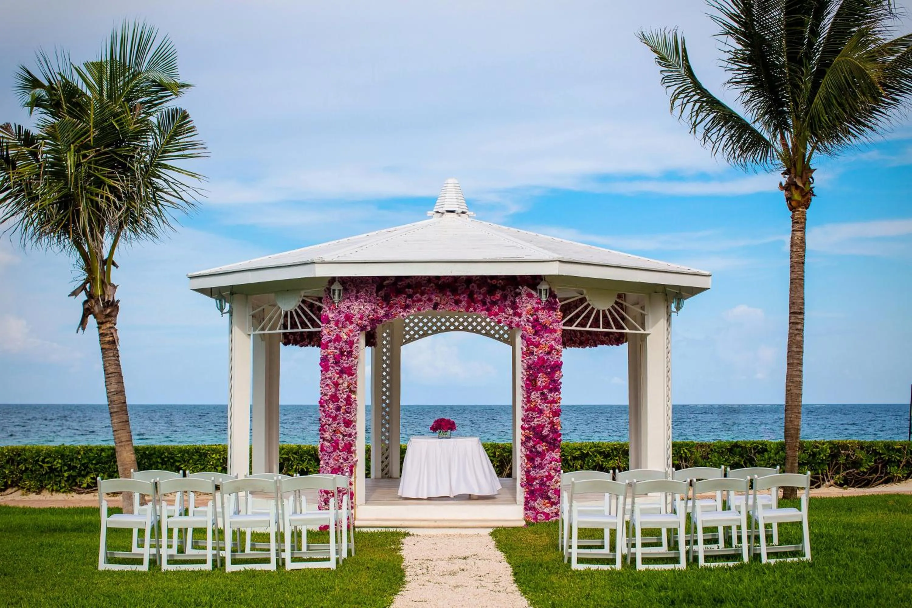 wedding in El Beso Adults Only at Ocean Coral & Turquesa All Inclusive