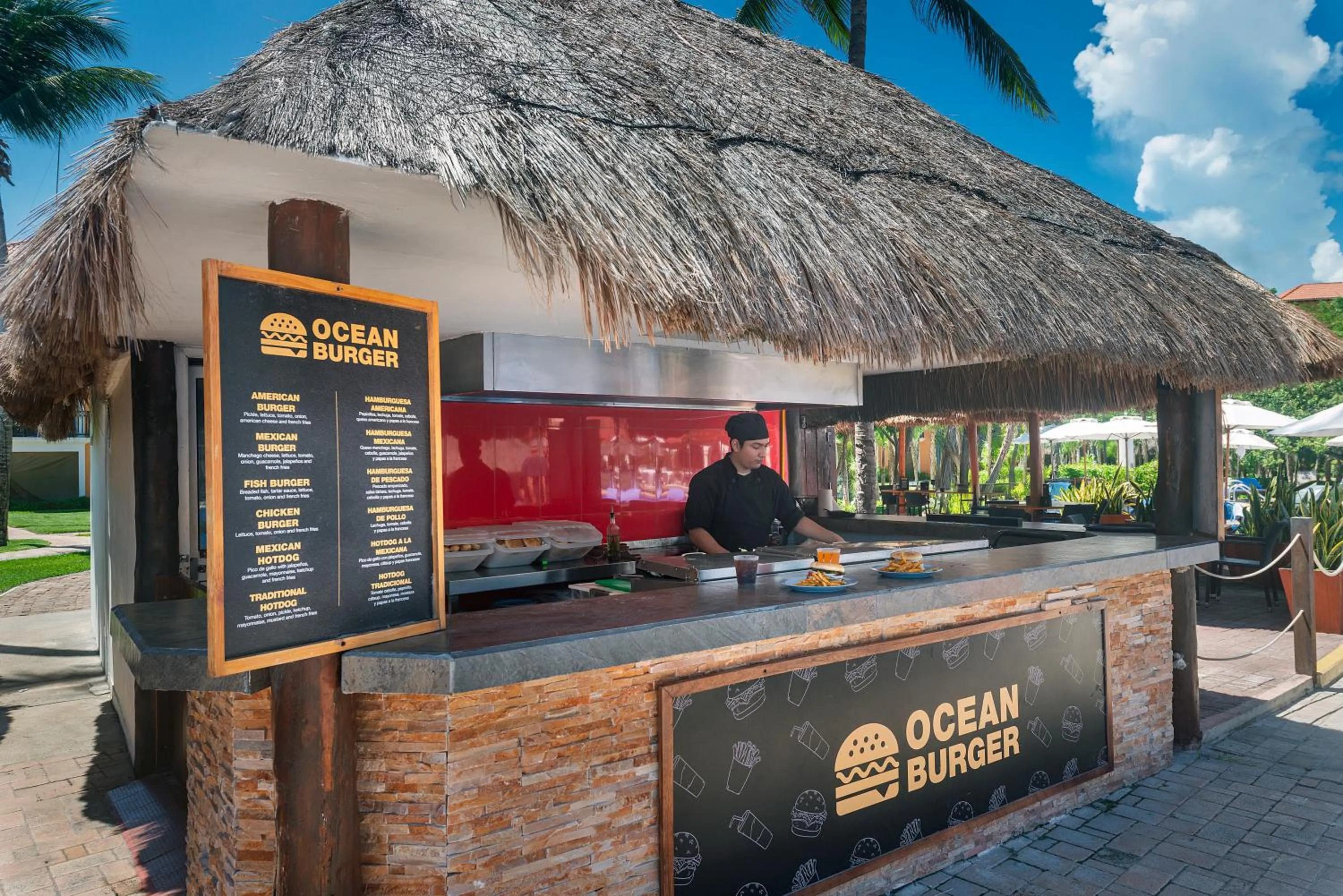 Food and drinks in El Beso Adults Only at Ocean Coral & Turquesa All Inclusive