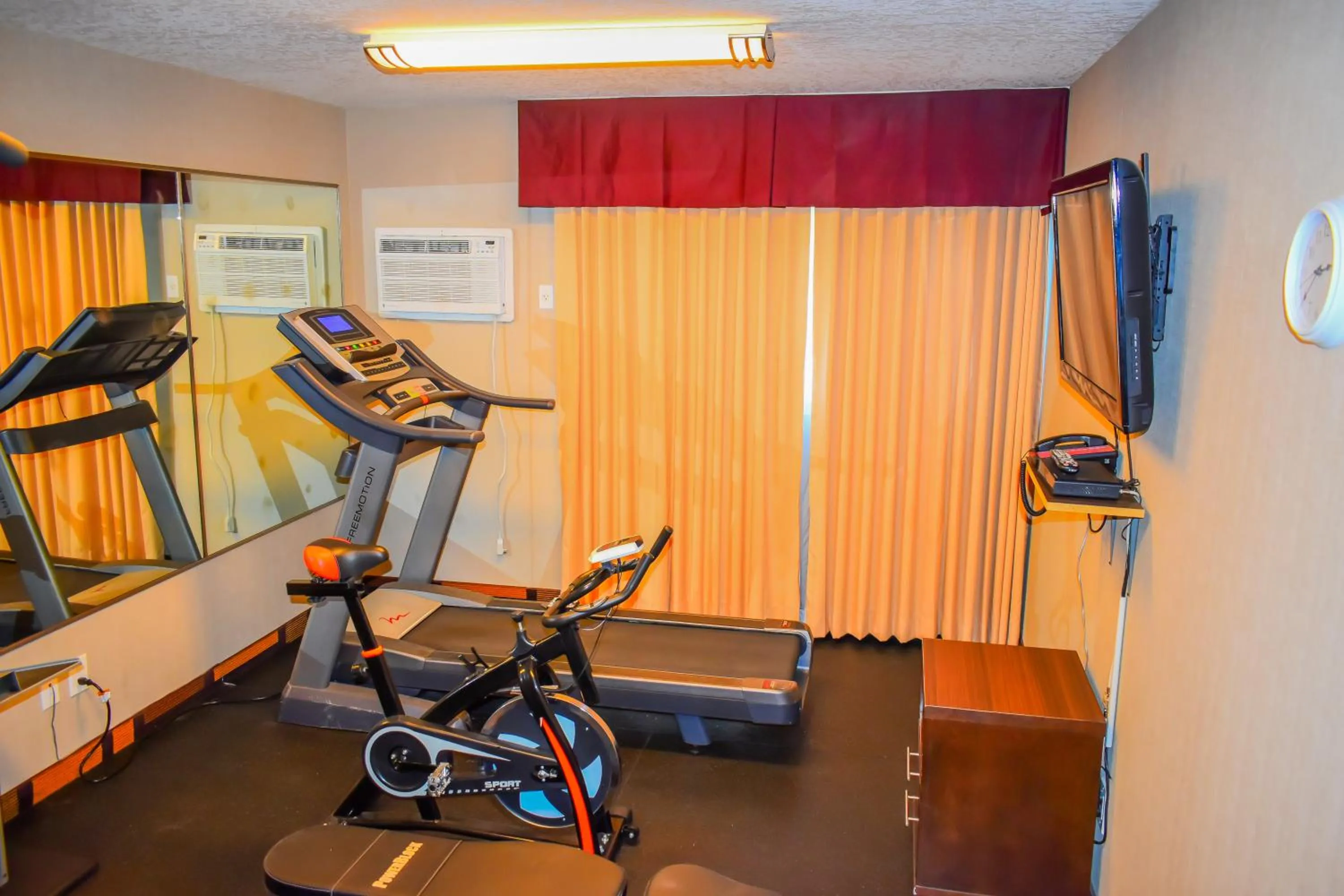 Days Inn by Wyndham Sylvan Lake