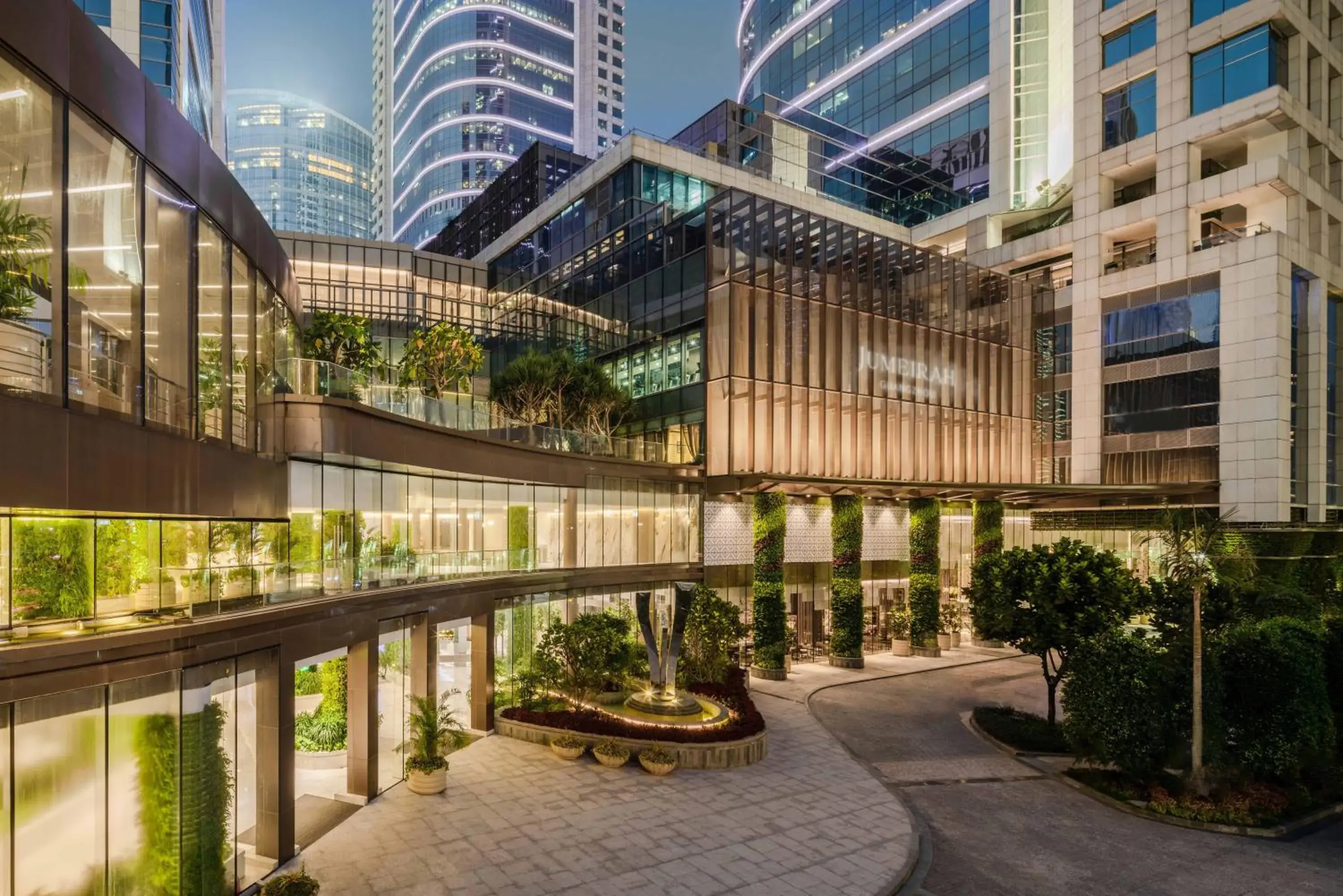 Property building in Jumeirah Guangzhou Property building in Jumeirah Guangzhou