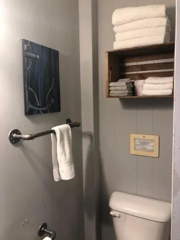 towels in Jasper Way Inn Resort & Campground