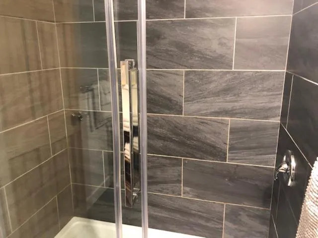 Shower in Jasper Way Inn Resort & Campground