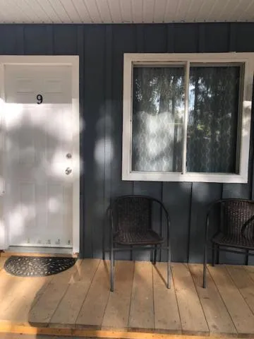 Property building in Jasper Way Inn Resort & Campground