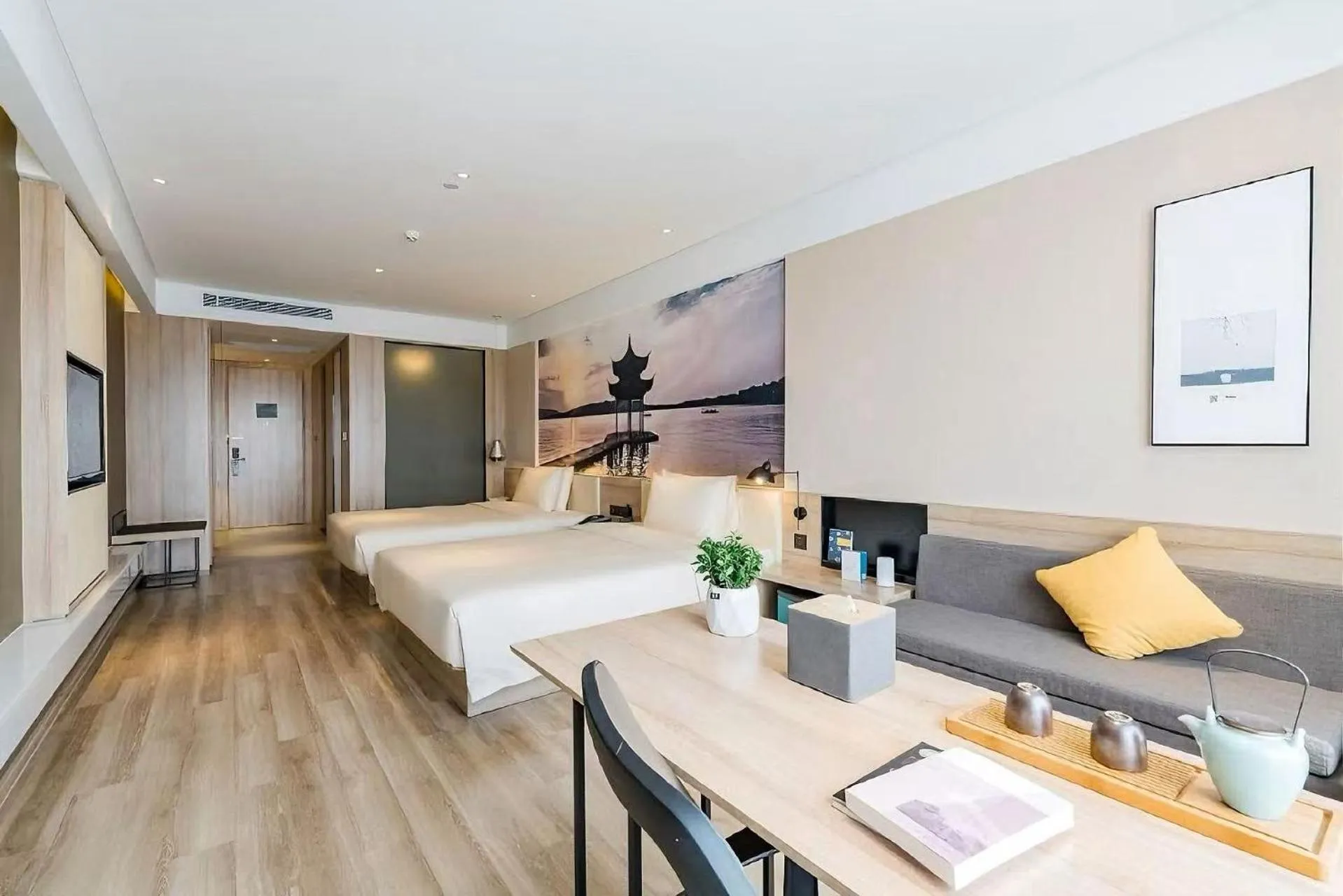 Photo of the whole room, Bed in Atour Hotel Hangzhou Future Technology City Haichuang Park