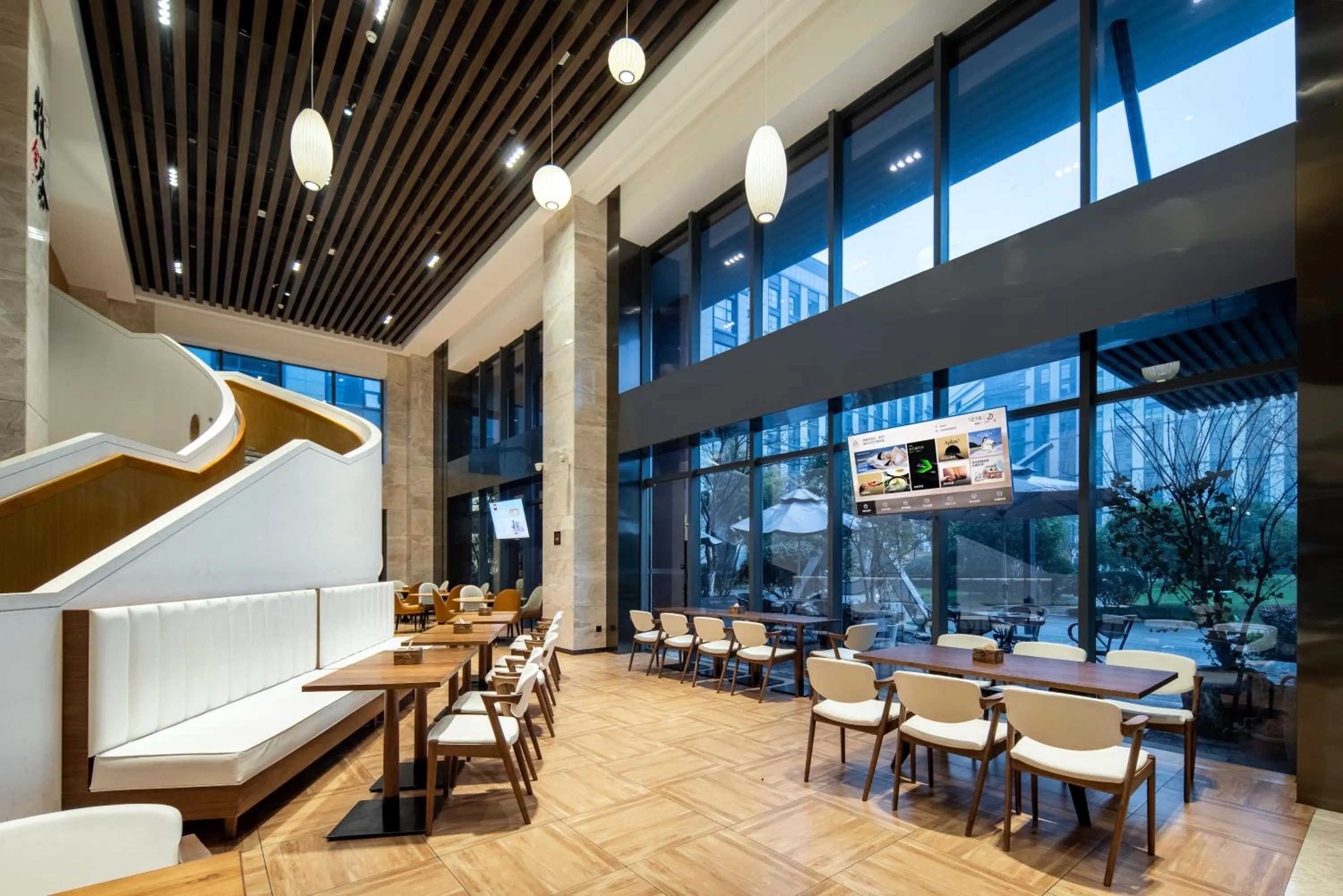 Atour S Hotel Hangzhou Future Tech City