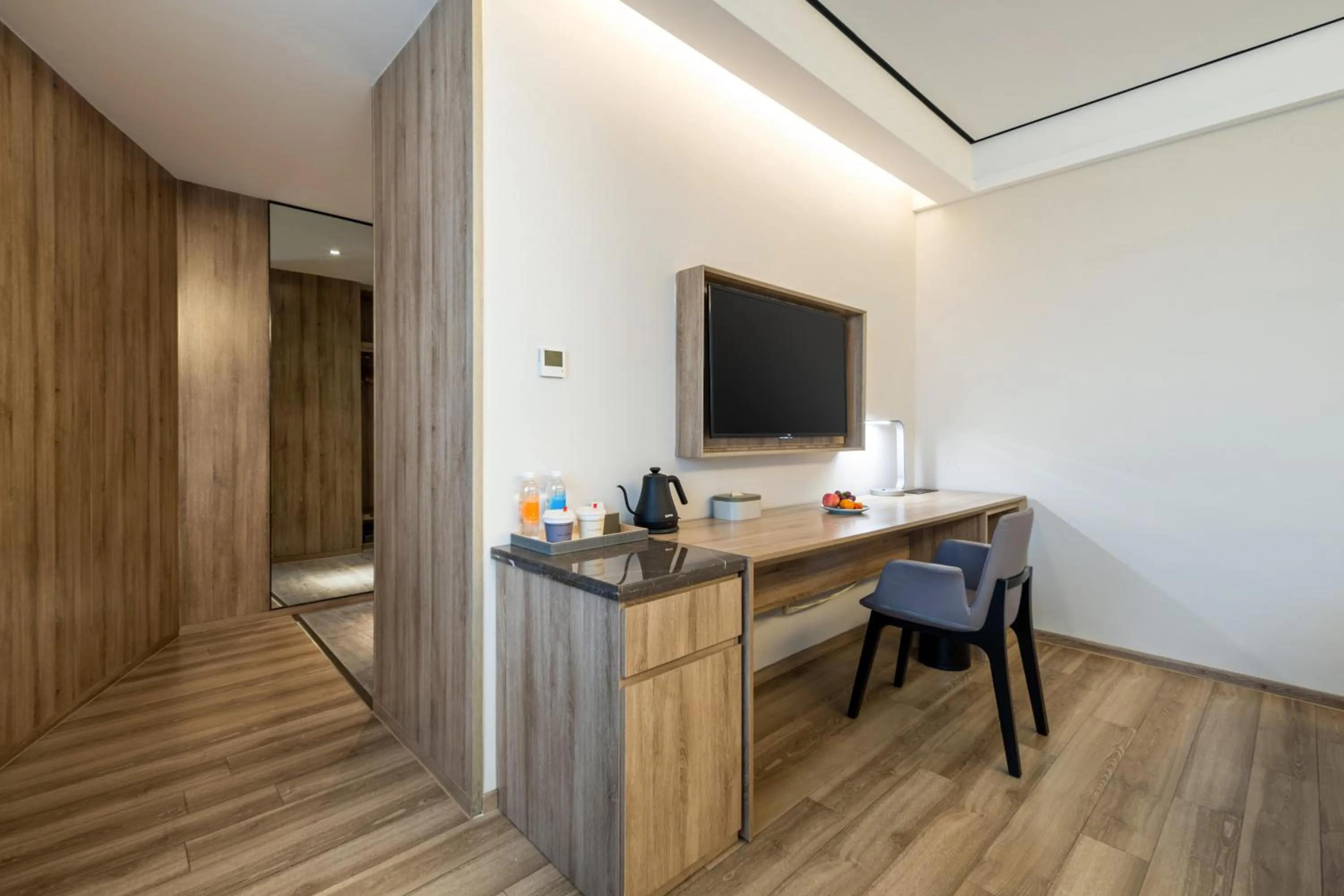 Atour Hotel Xiasha Branch