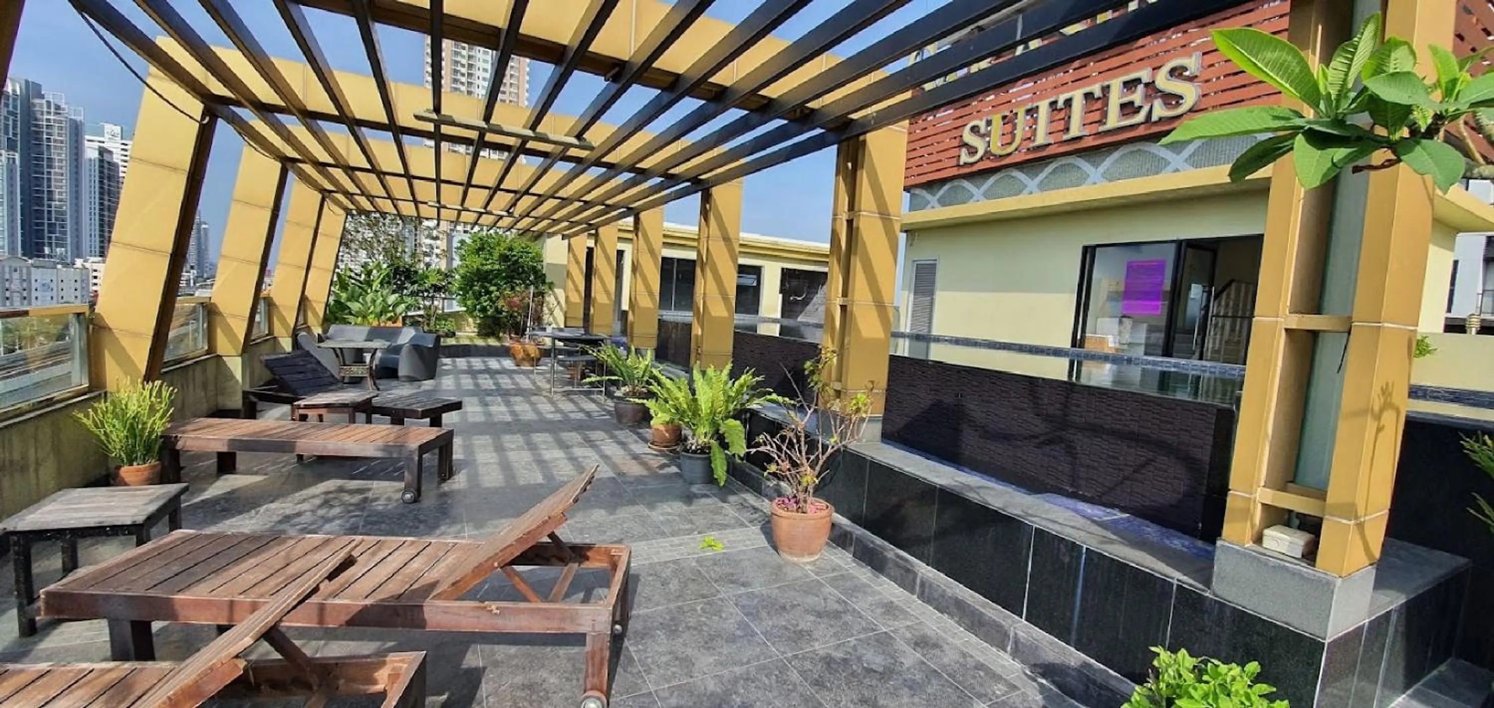 Balcony/Terrace in Palette Bella B All Suites Bangkok Hotel