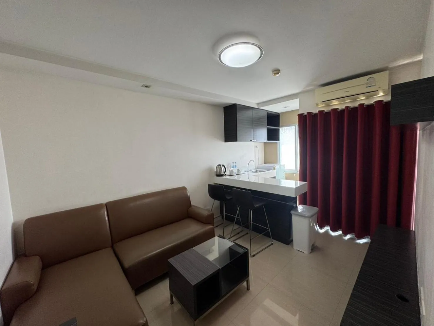 Dining area in Palette Bella B All Suites Bangkok Hotel