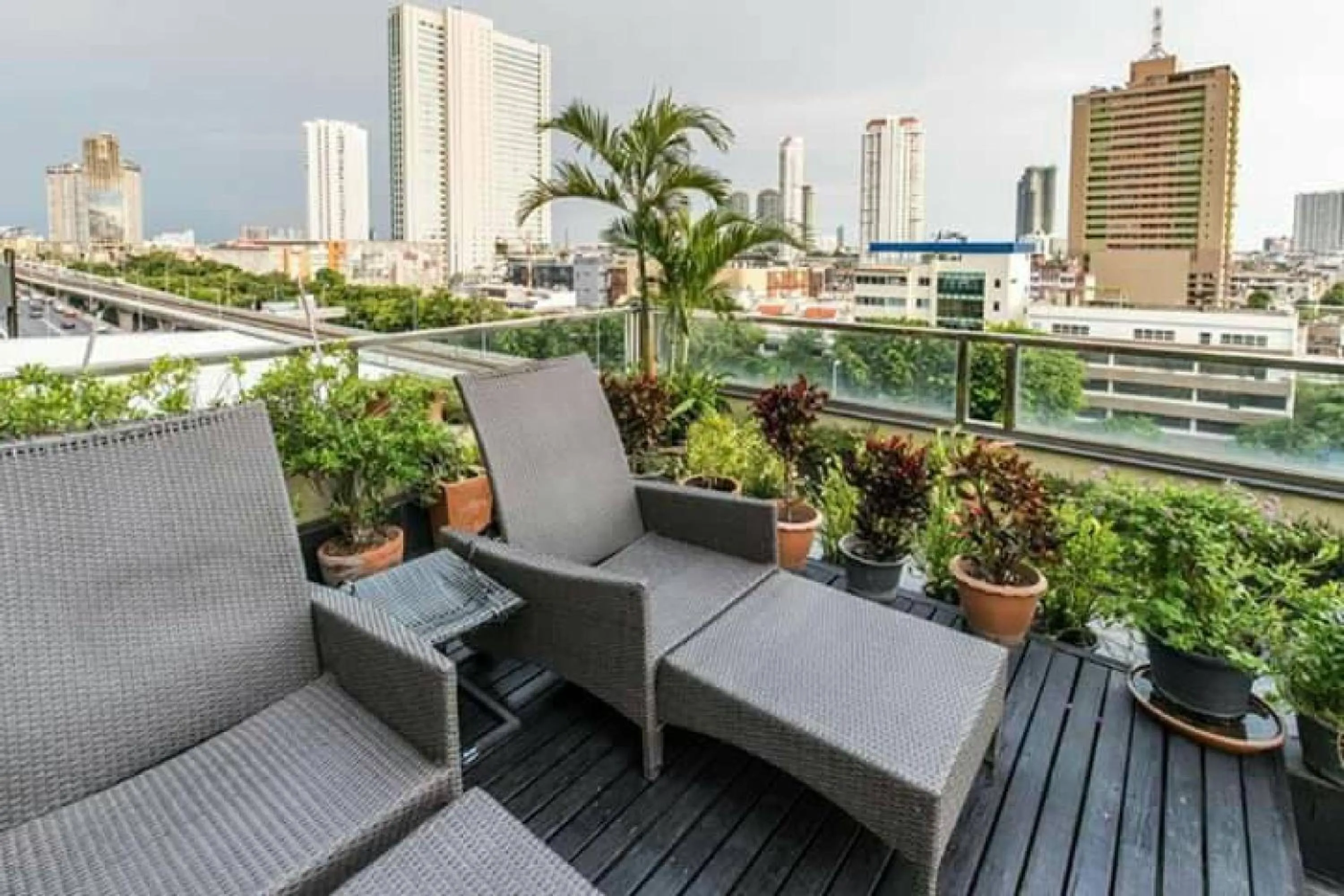 Balcony/Terrace in Palette Bella B All Suites Bangkok Hotel