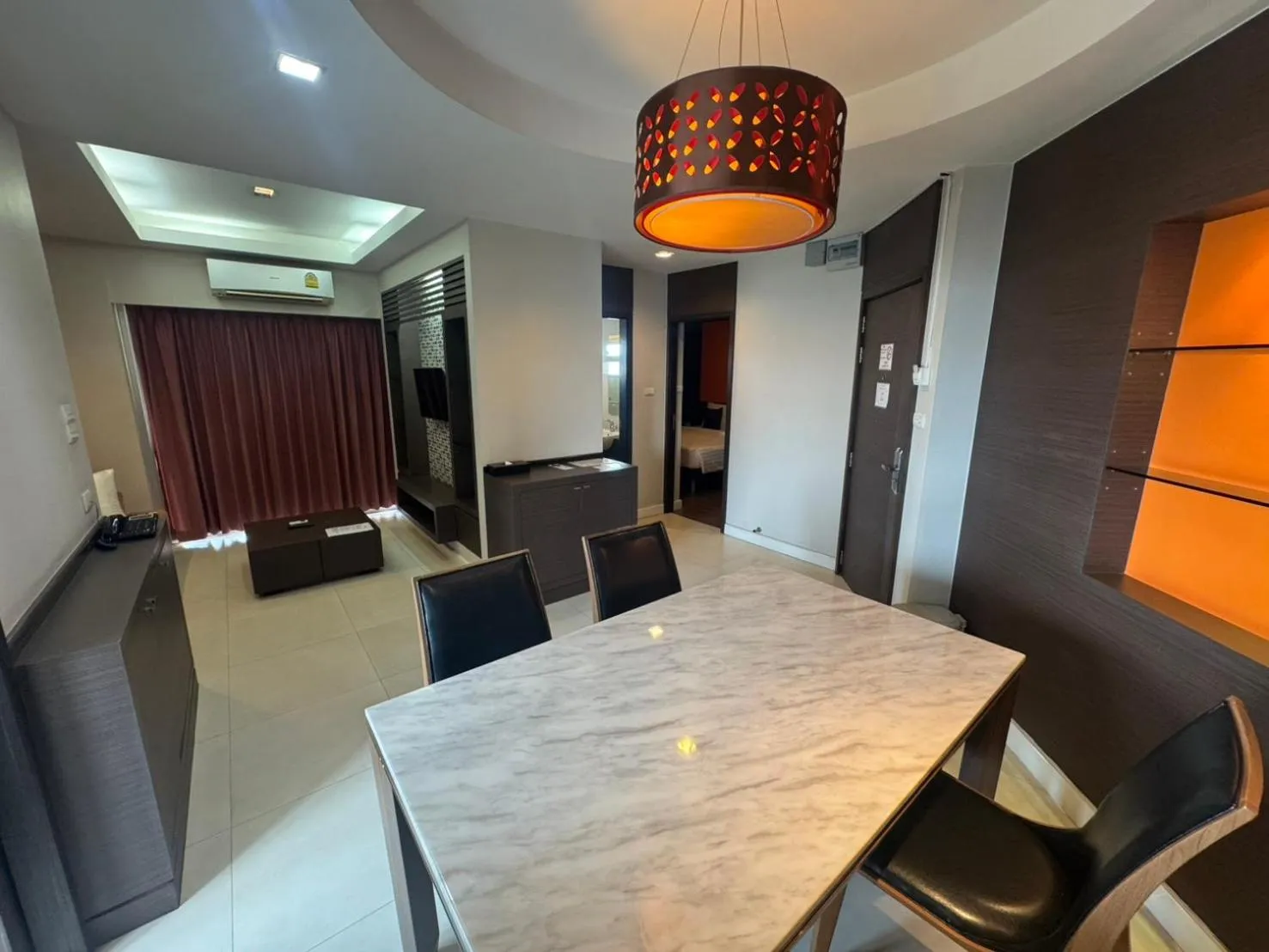 Dining area in Palette Bella B All Suites Bangkok Hotel