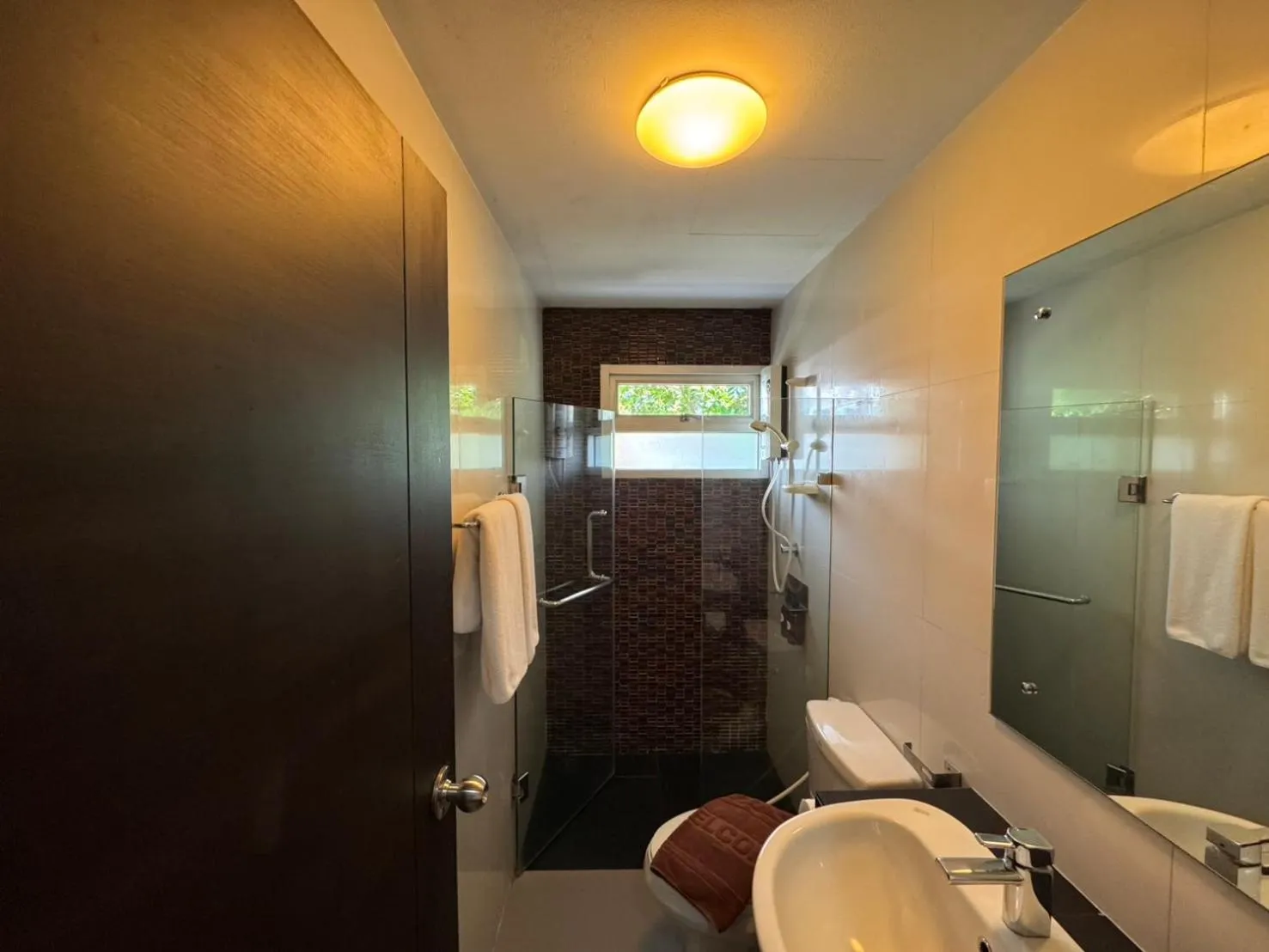 Bathroom in Palette Bella B All Suites Bangkok Hotel