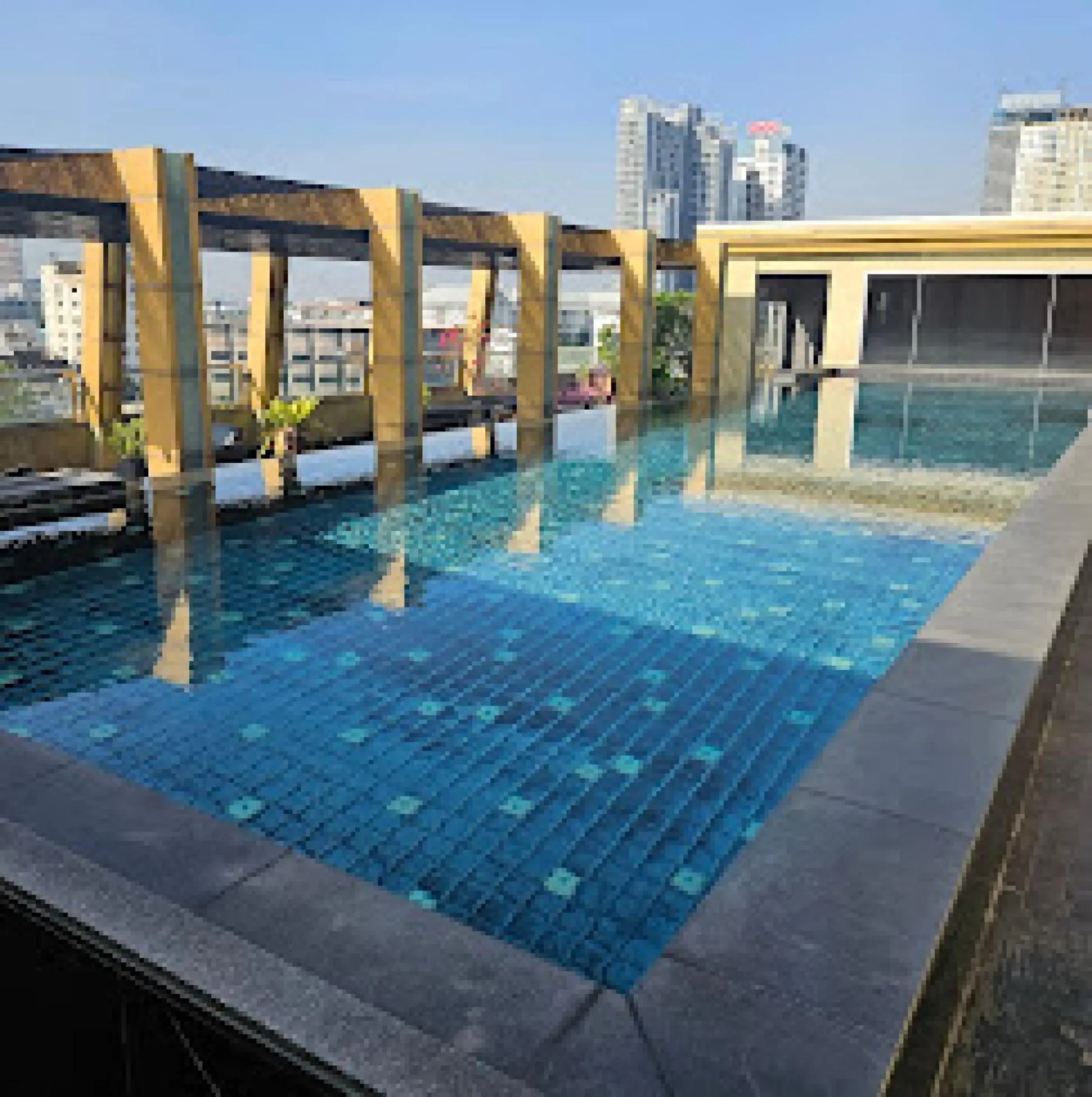 Swimming pool in Palette Bella B All Suites Bangkok Hotel Swimming pool in Palette Bella B All Suites Bangkok Hotel