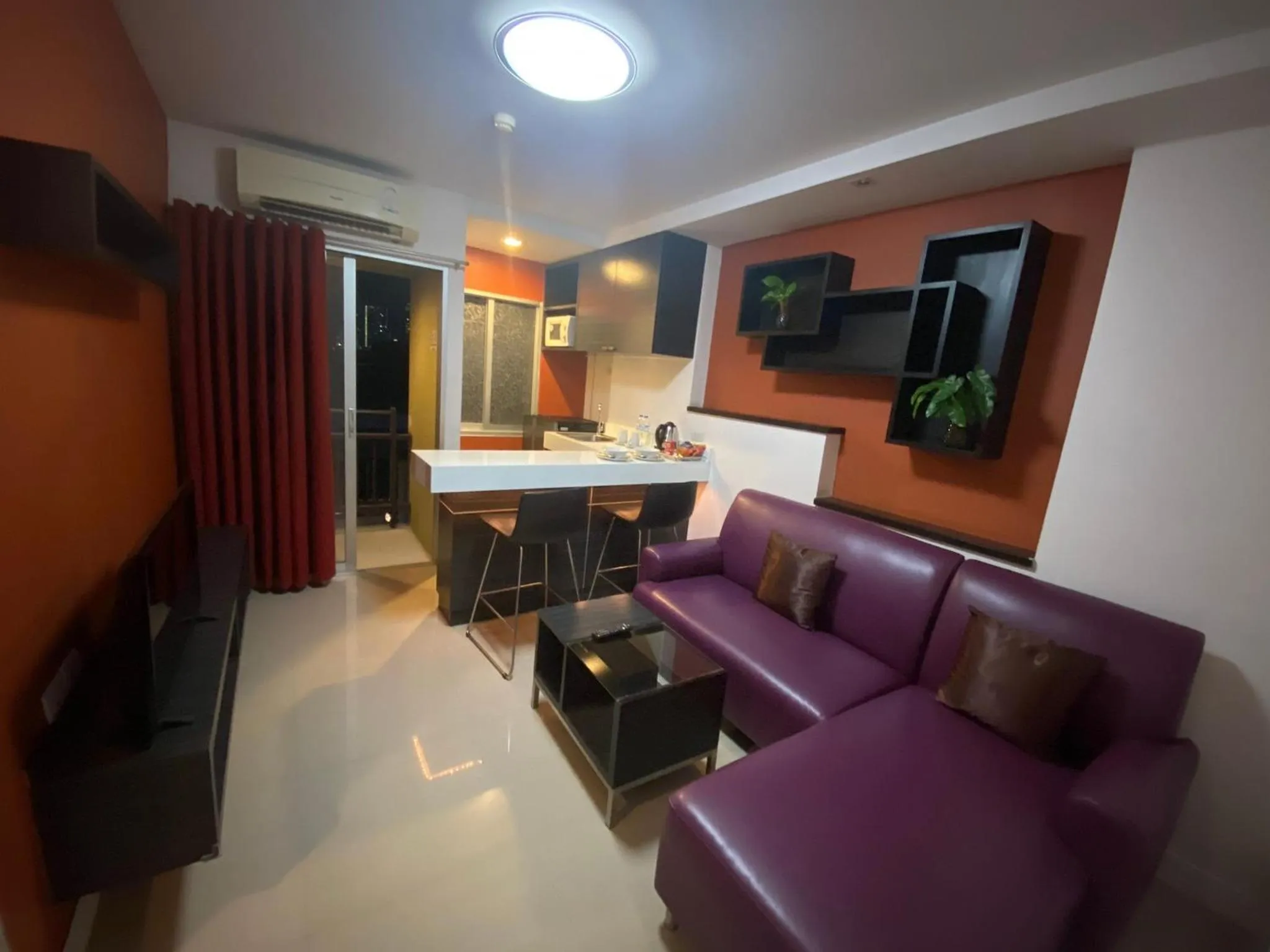 Bedroom in Palette Bella B All Suites Bangkok Hotel