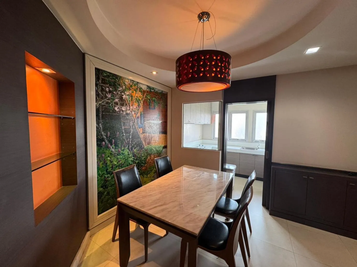 Dining area in Palette Bella B All Suites Bangkok Hotel