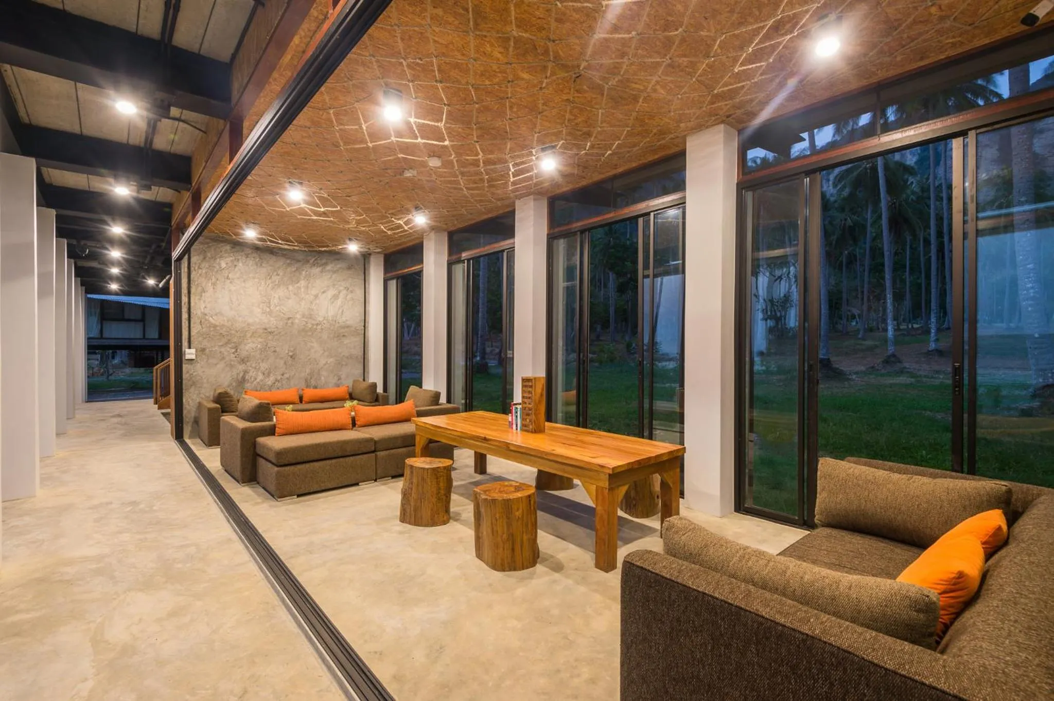 Property building in Tinidee Hideaway Tonsai Beach Krabi