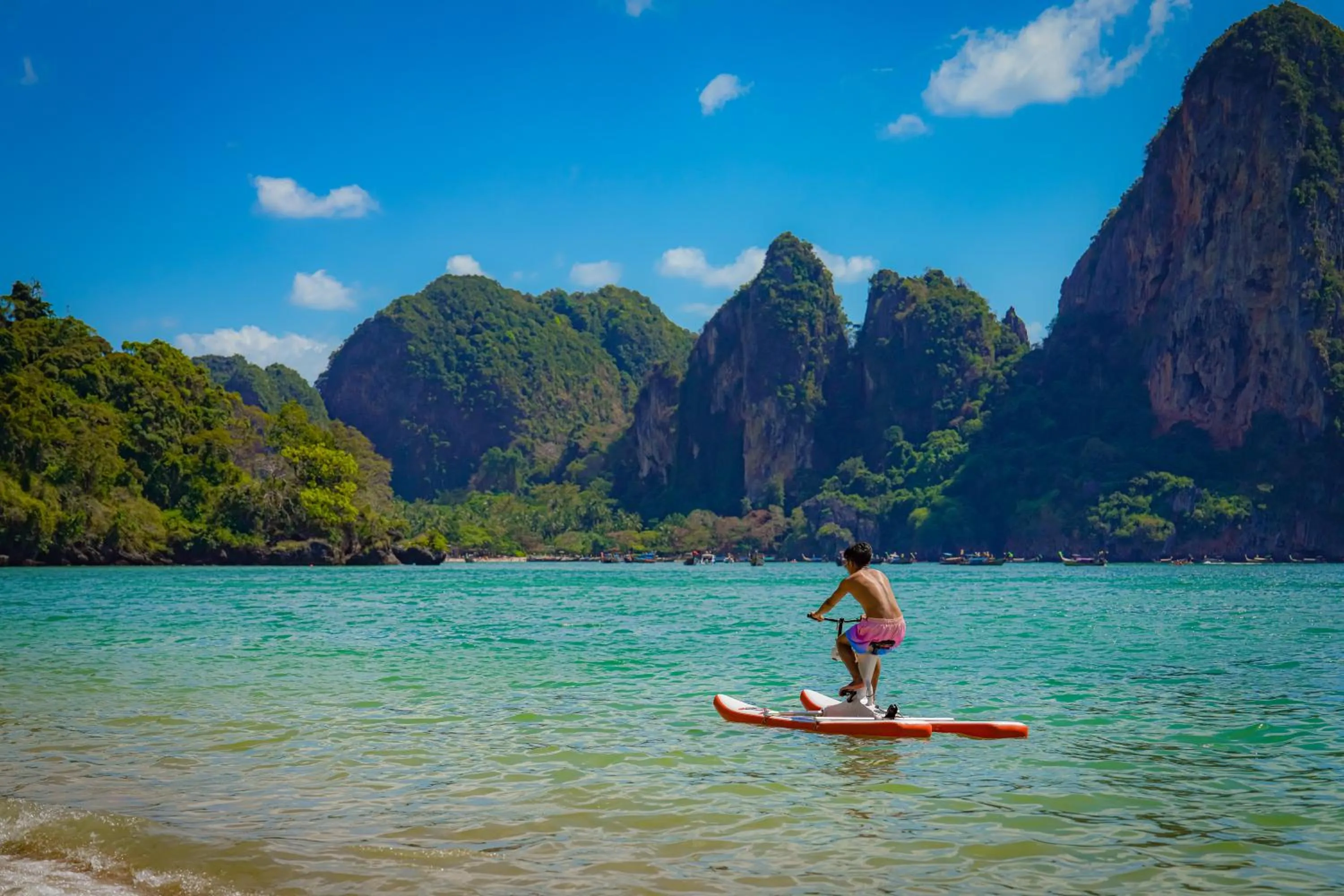 Nearby landmark in Tinidee Hideaway Tonsai Beach Krabi