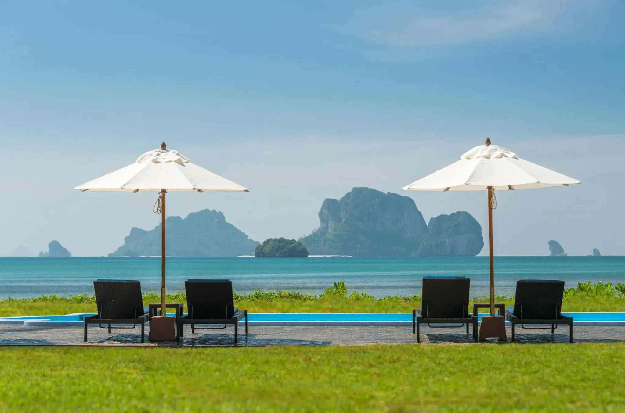 Swimming pool in Tinidee Hideaway Tonsai Beach Krabi - SHA Extra Plus Swimming pool in Tinidee Hideaway Tonsai Beach Krabi - SHA Extra Plus