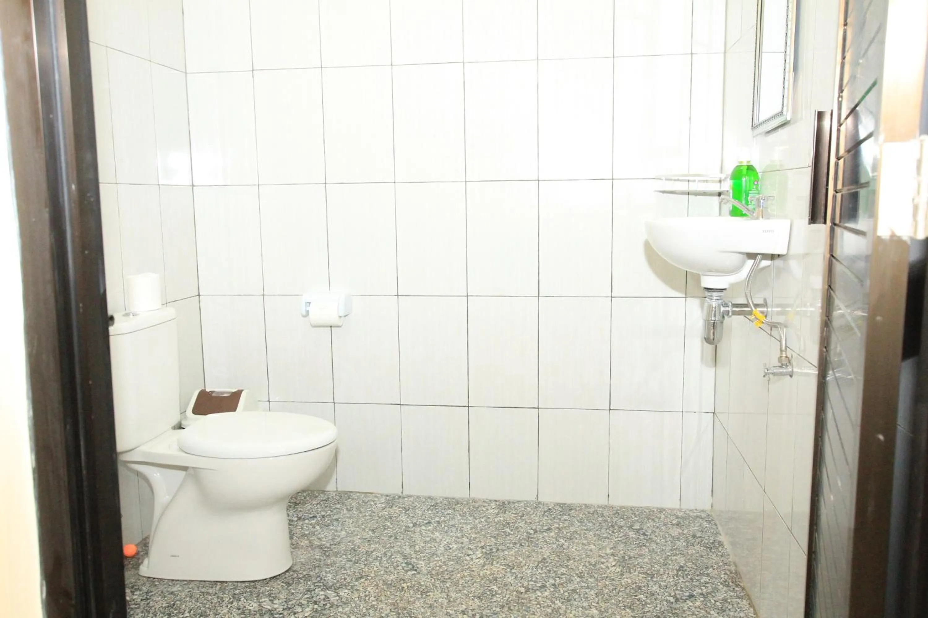 Toilet in Ayuna Family Ubud