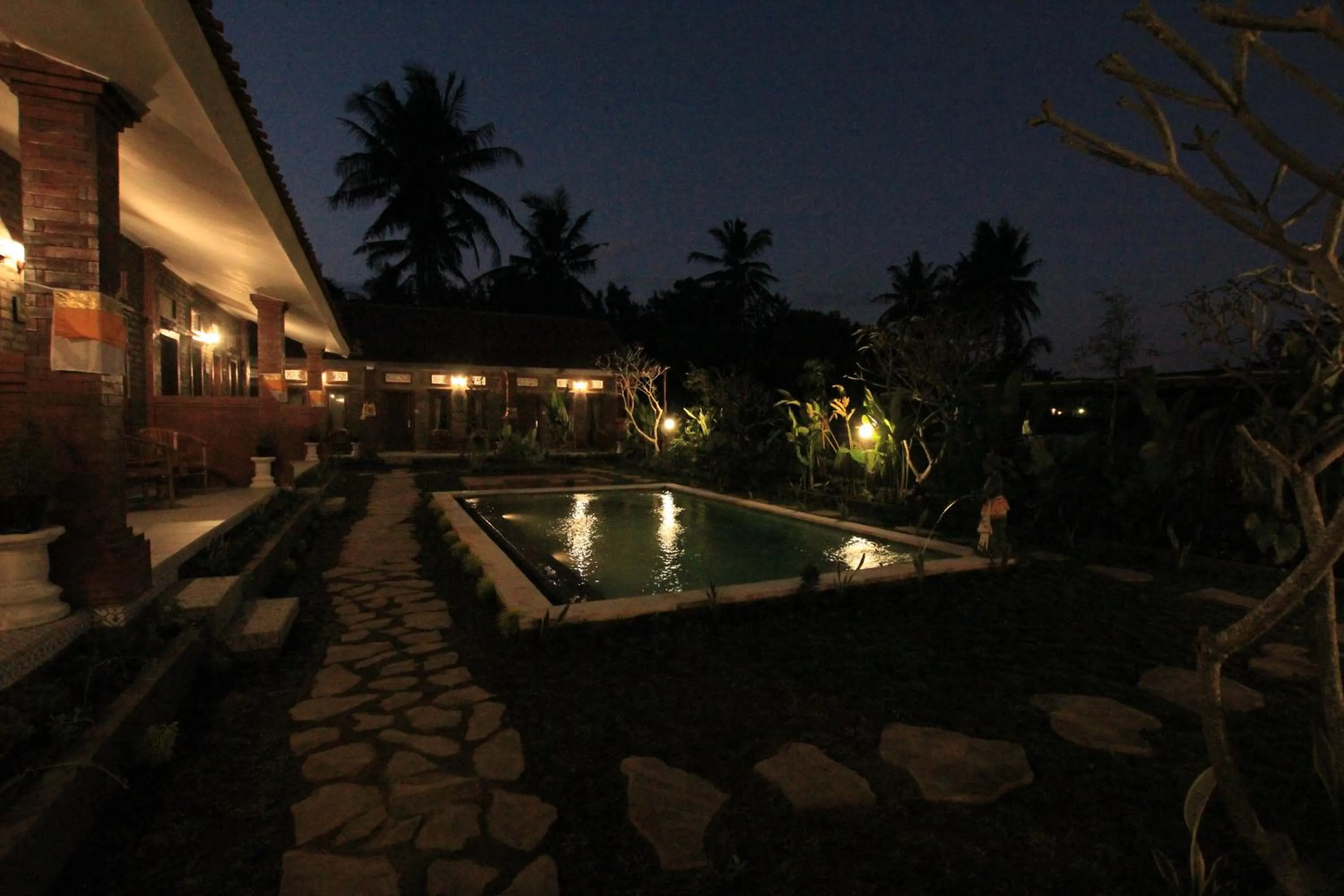 Garden view in Ayuna Family Ubud