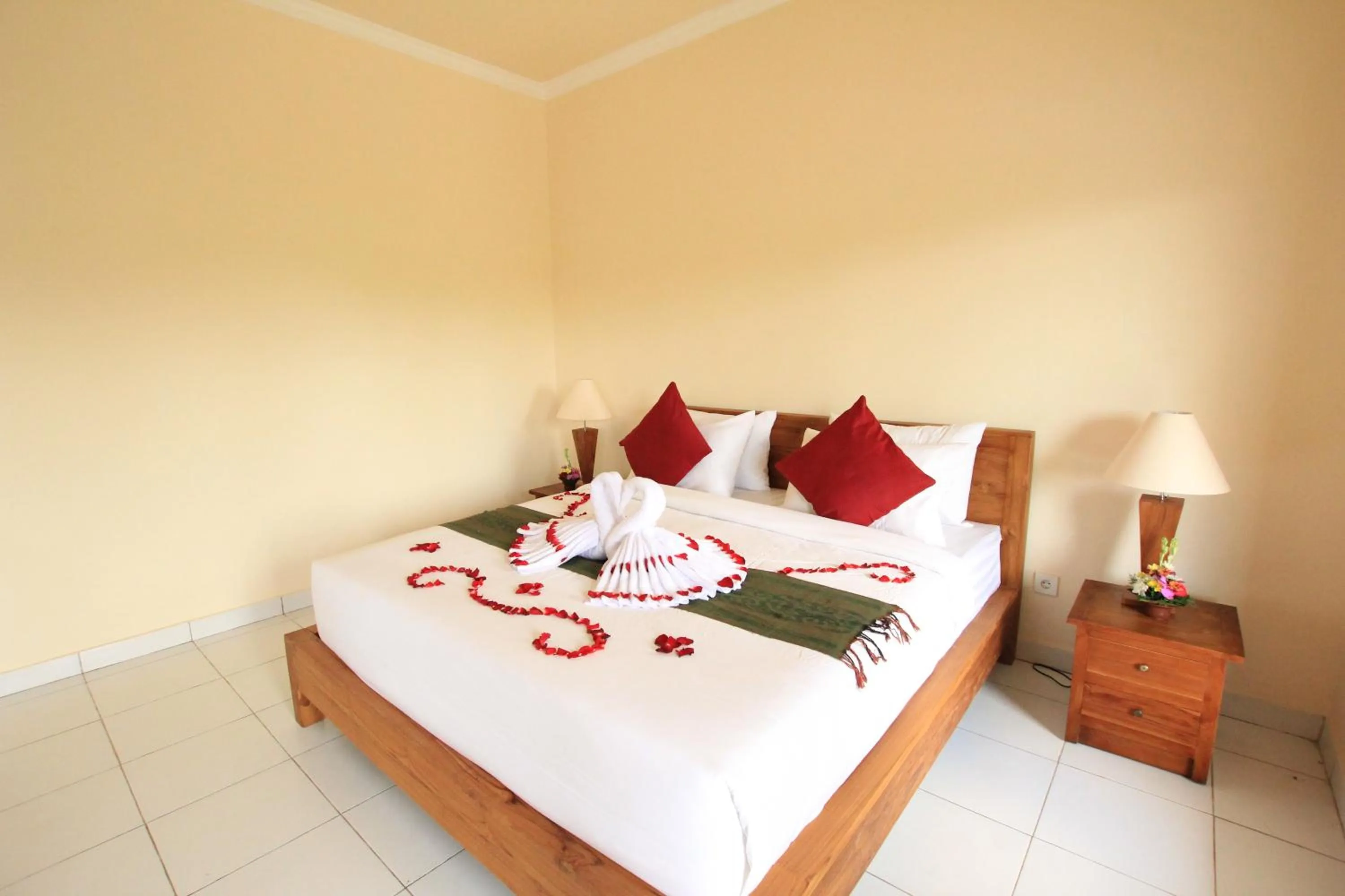 Bedroom, Bed in Ayuna Family Ubud