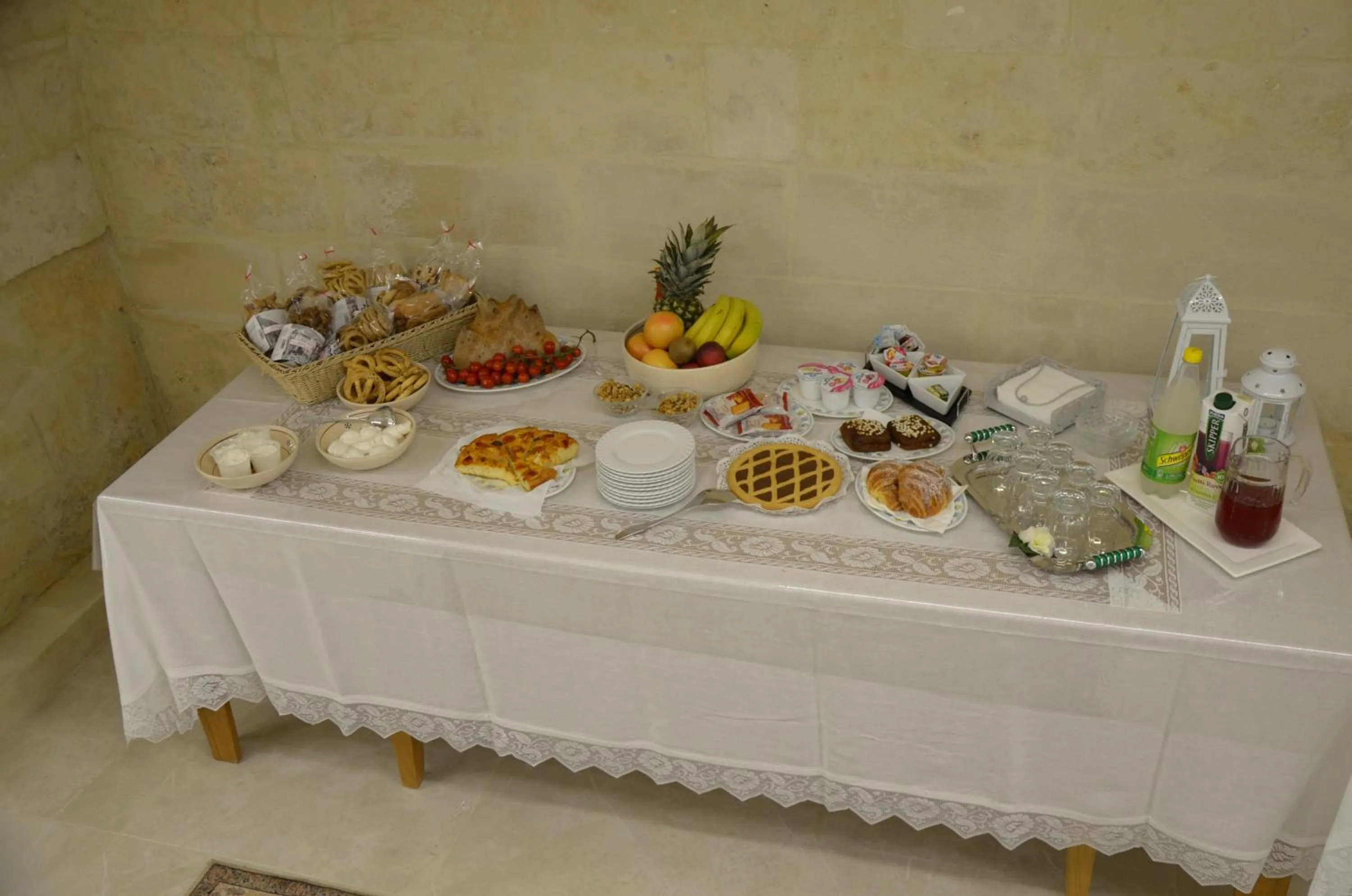 Breakfast in In & Out Matera