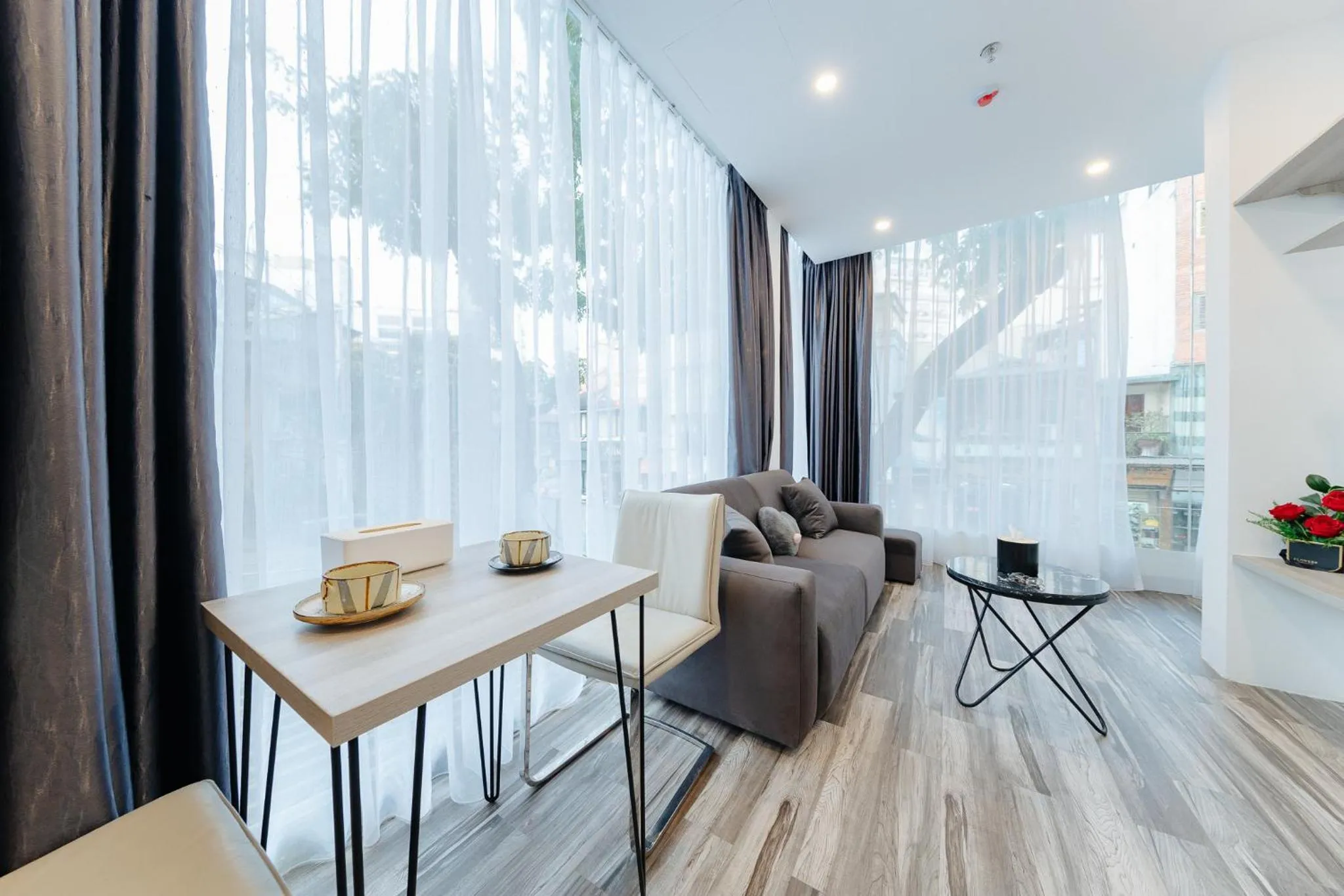 Living room in Su Casa Hanoi Old Quarter