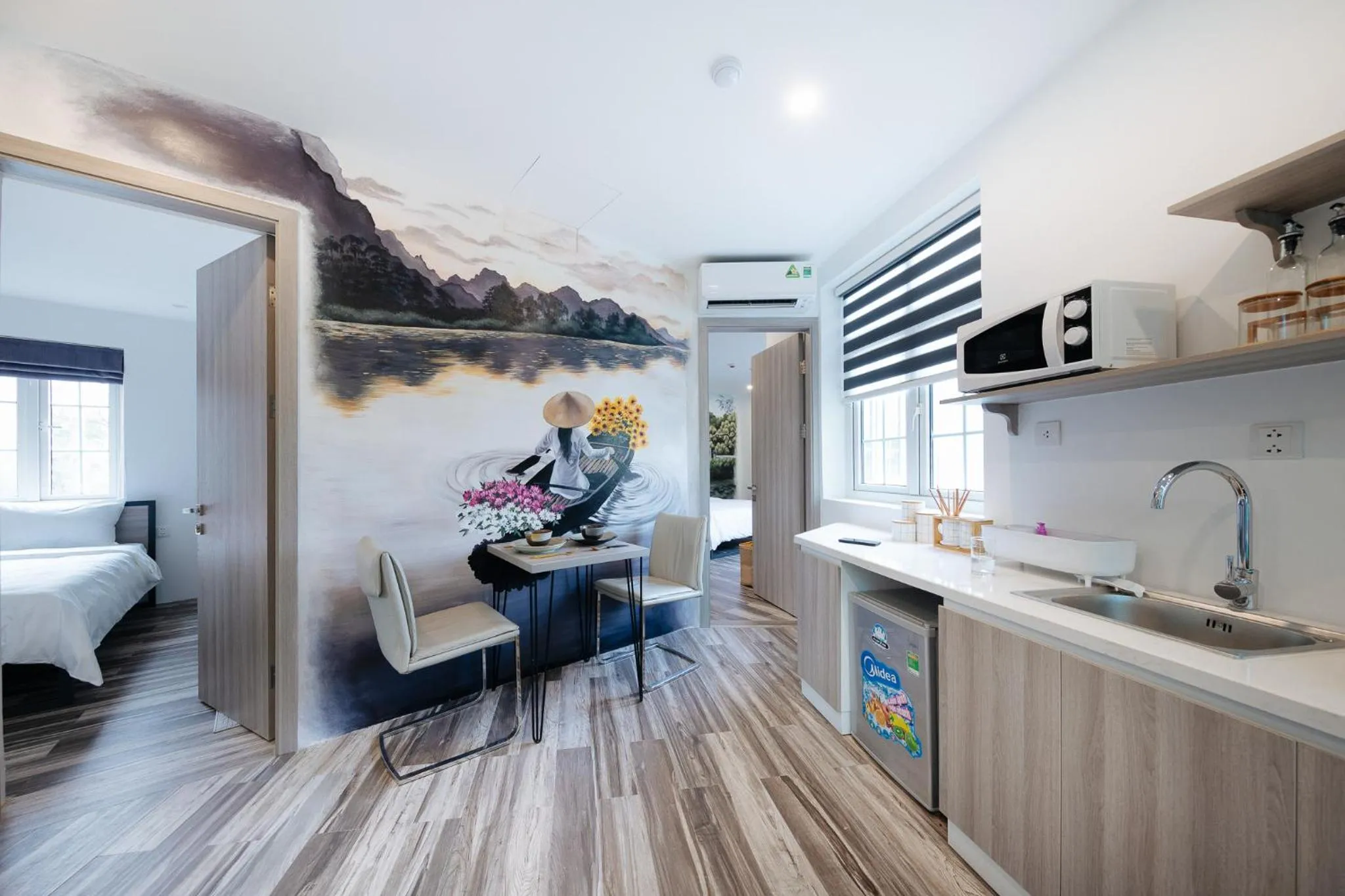 Kitchen or kitchenette in Su Casa Hanoi Old Quarter