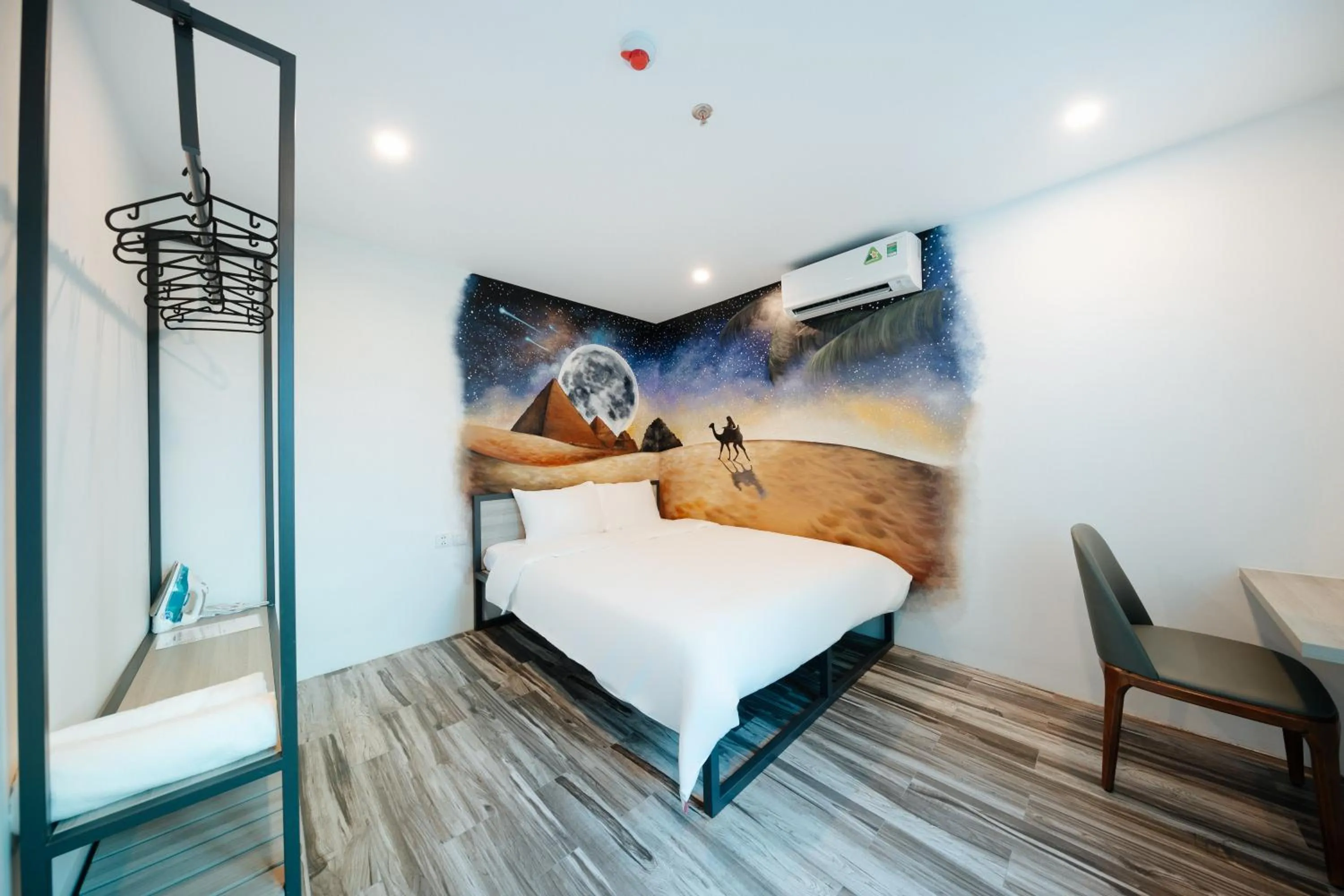 Bed in Su Casa Hanoi Old Quarter