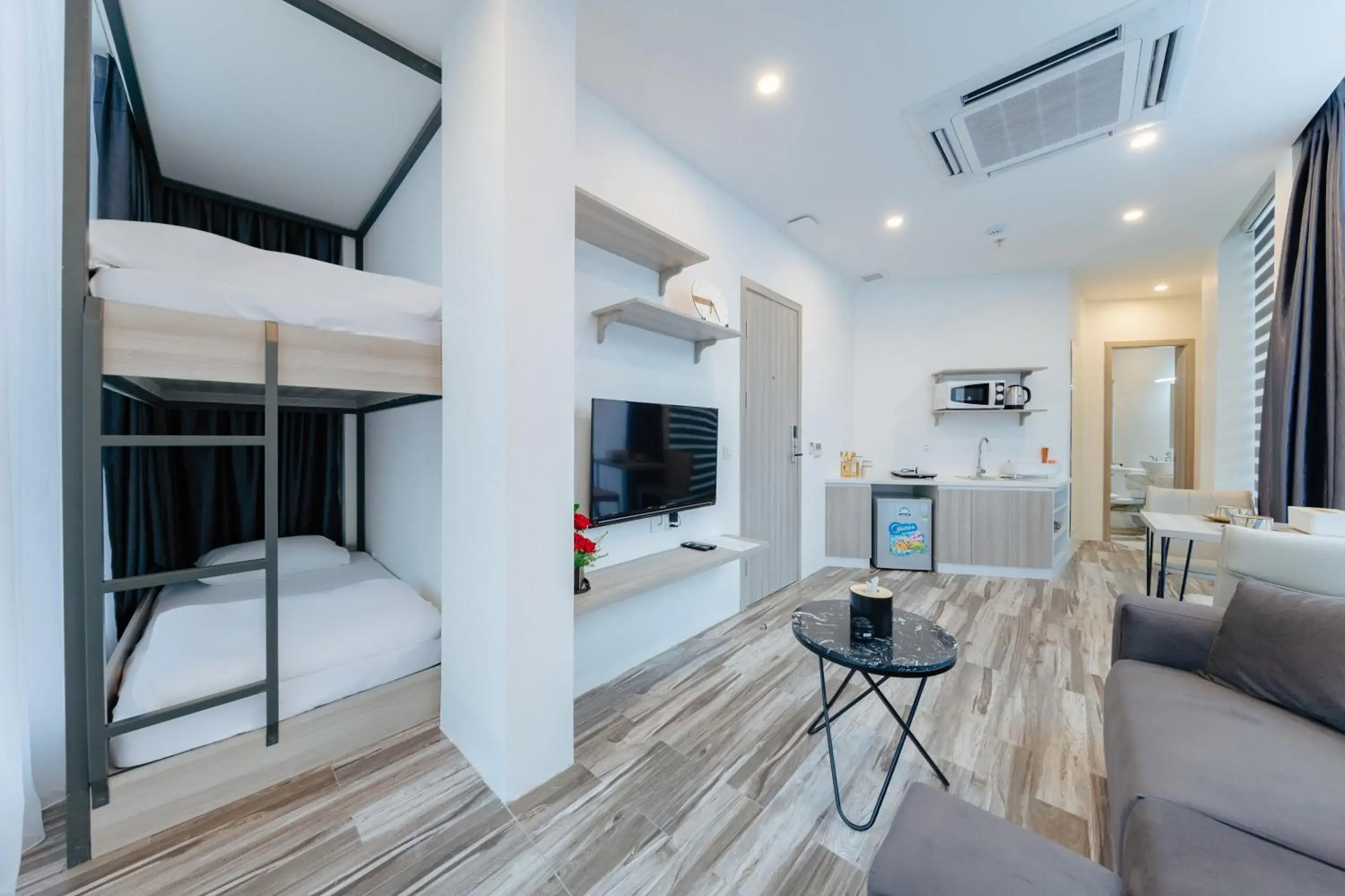 Living room in Su Casa Hanoi Old Quarter Living room in Su Casa Hanoi Old Quarter