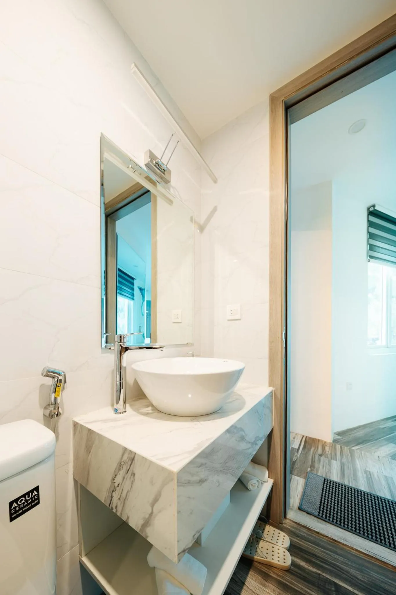 Bathroom in Su Casa Hanoi Old Quarter