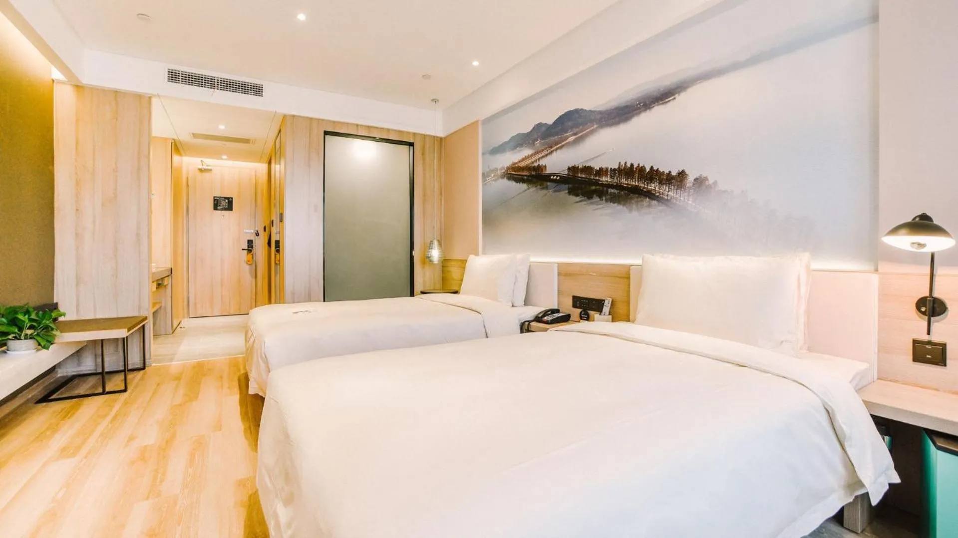 Bed in Atour Hotel Wuhan Changqing Road Branch