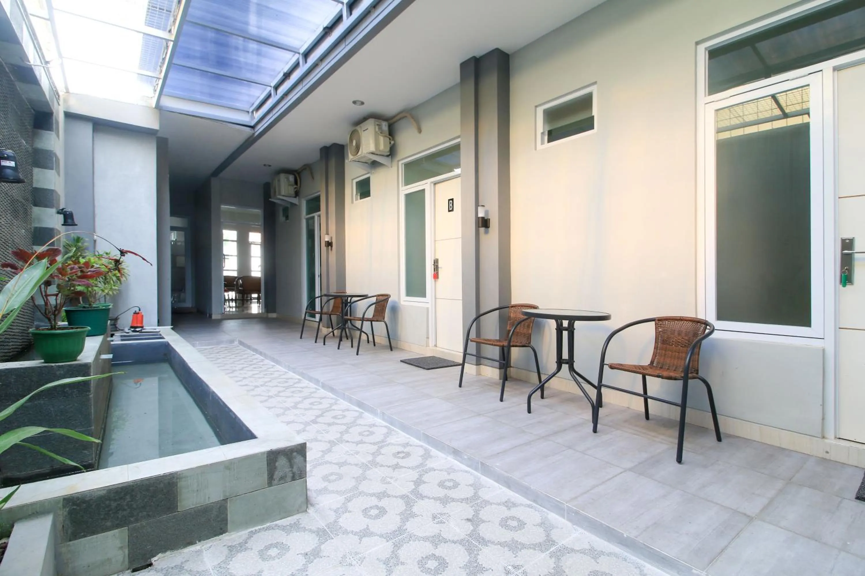 Property building in RedDoorz at Hotel Putra Perdana Klaten