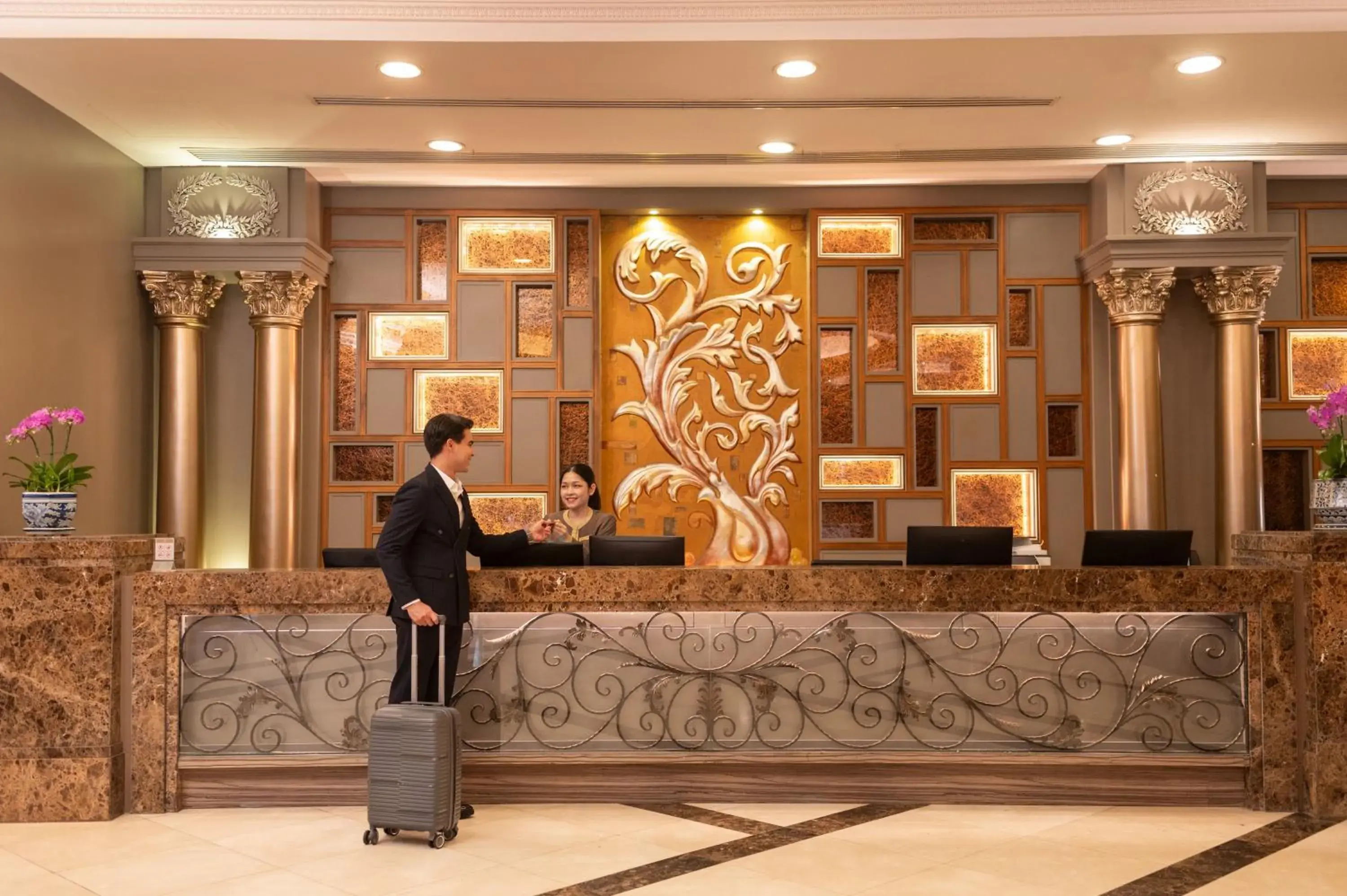 Lobby or reception in The Berkeley Hotel Pratunam Lobby or reception in The Berkeley Hotel Pratunam