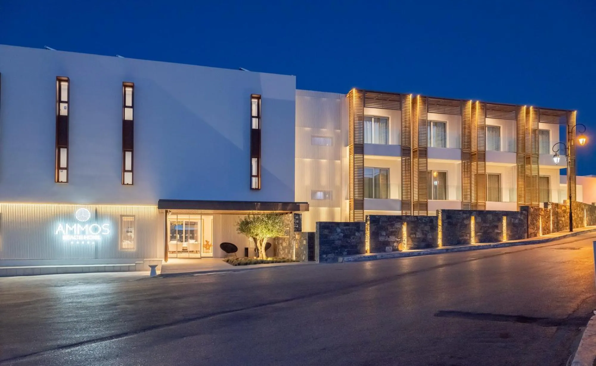 Lobby or reception in Enorme Ammos Beach