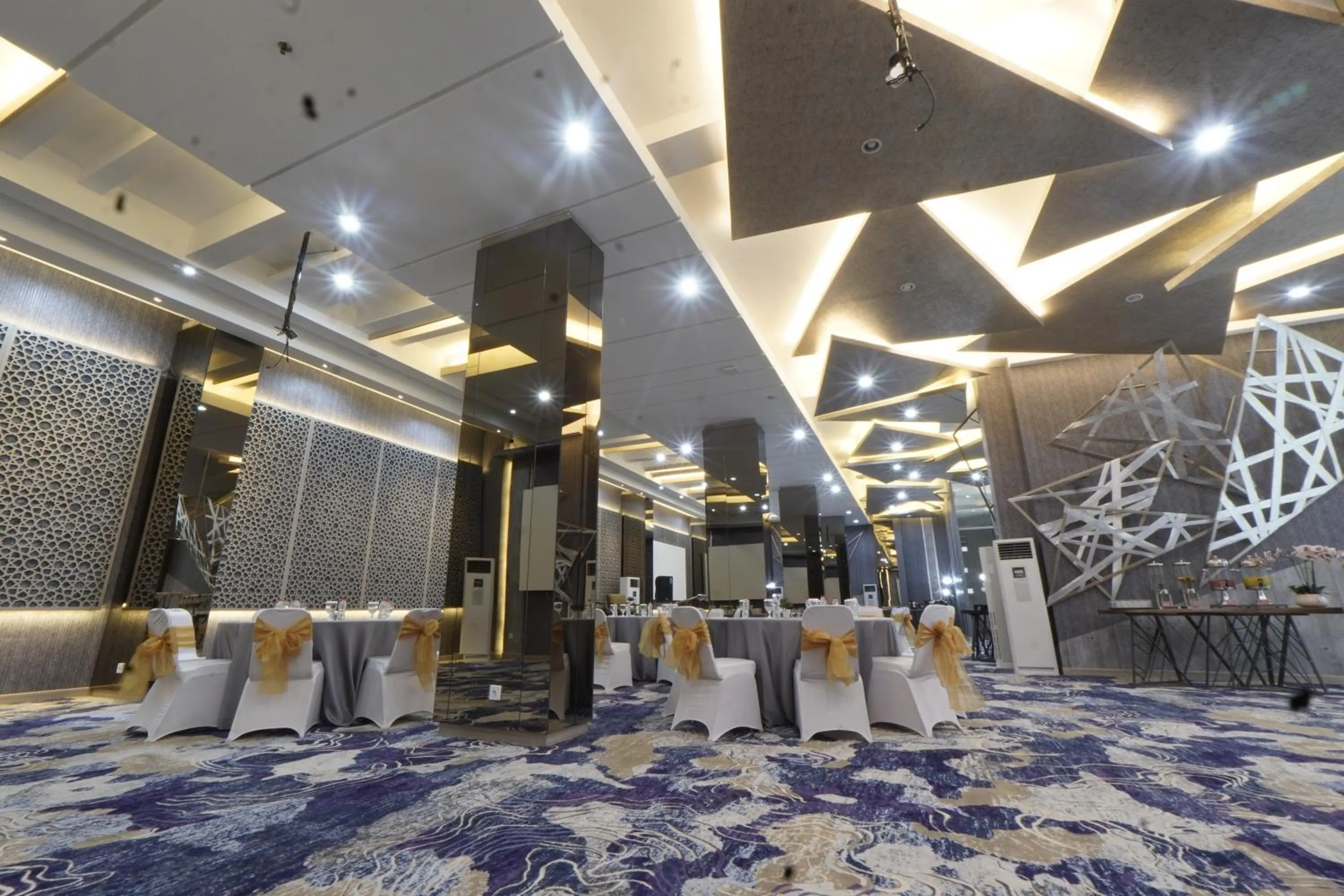 Banquet/Function facilities in Grande Valore Hotel Cikarang