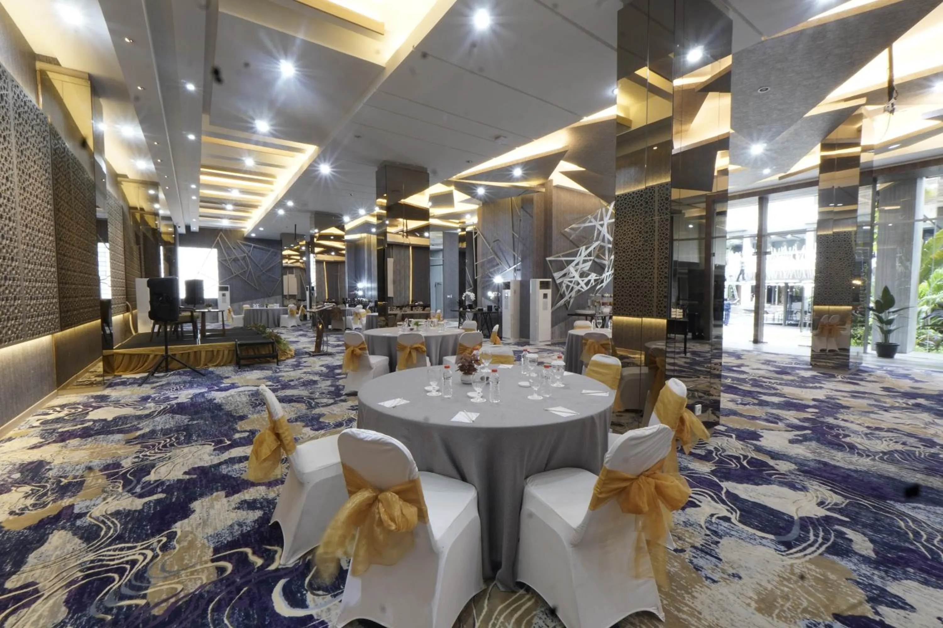Banquet/Function facilities in Grande Valore Hotel Cikarang