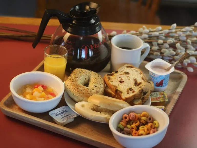 Continental breakfast in Coastal Inn - Kingfisher