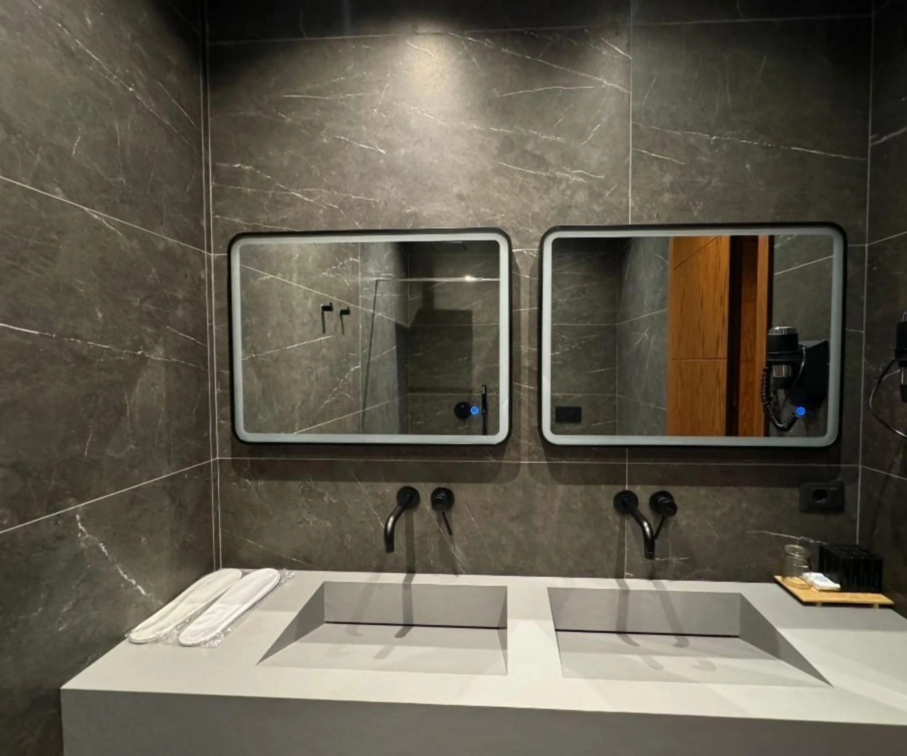 Shower in Area Hotel