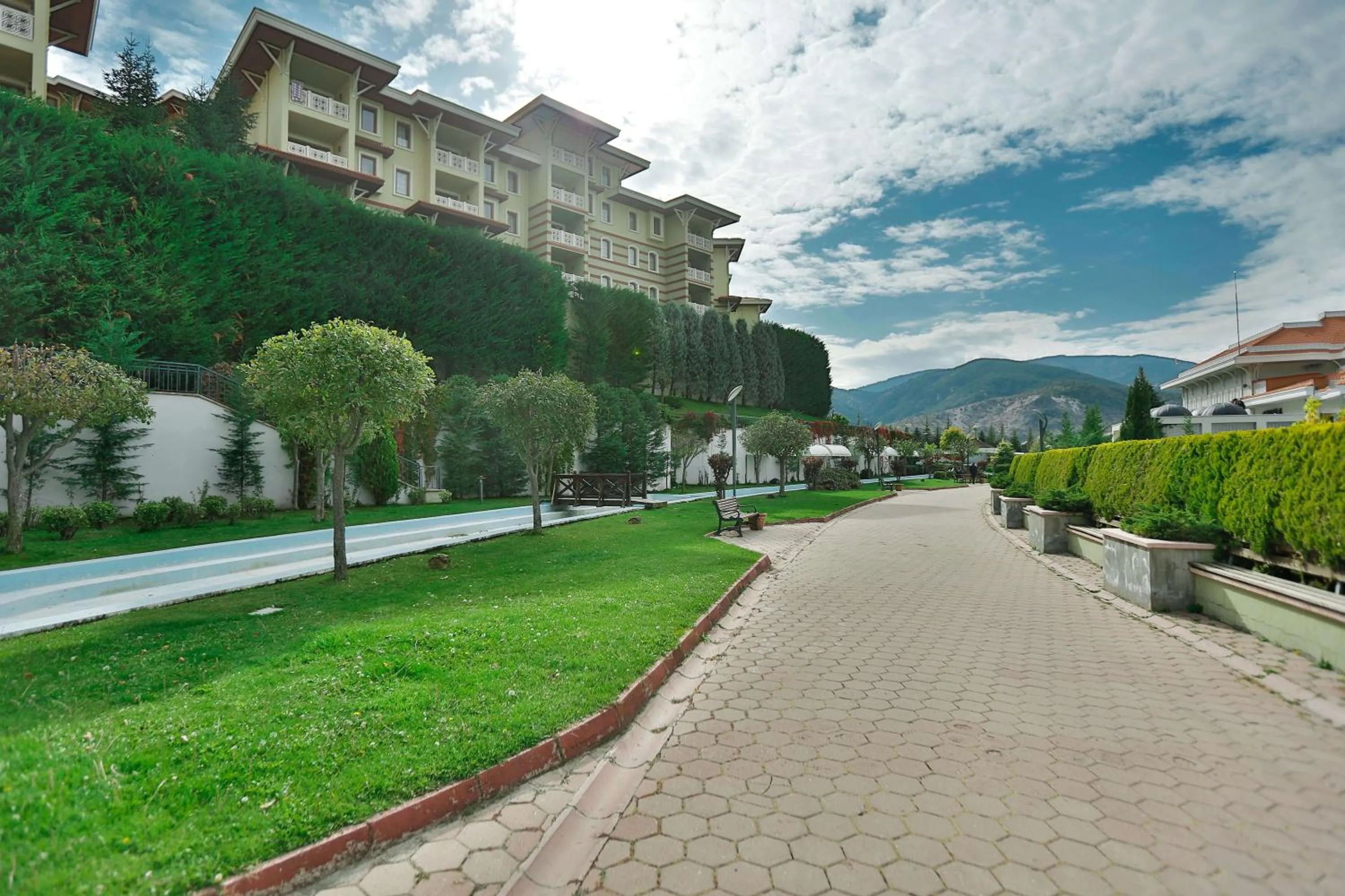 Neighbourhood in Eliz Hotel Convention Center Thermal Spa & Wellnes