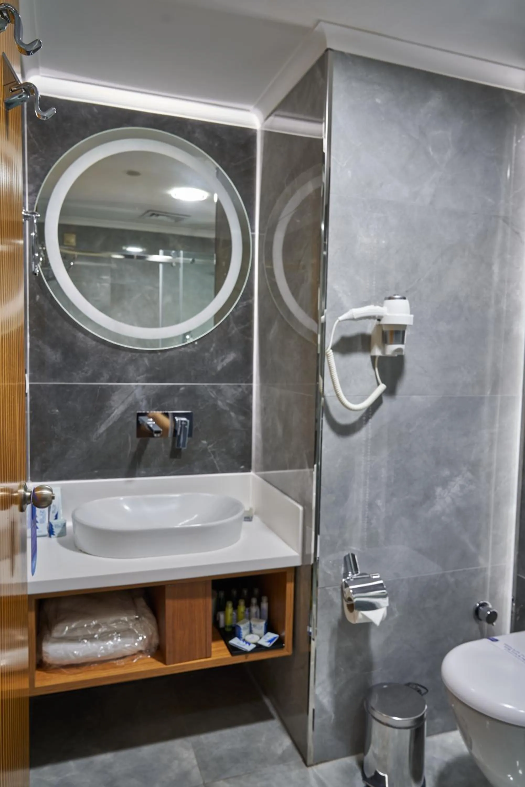 Eliz Hotel Convention Center Thermal Spa & Wellnes