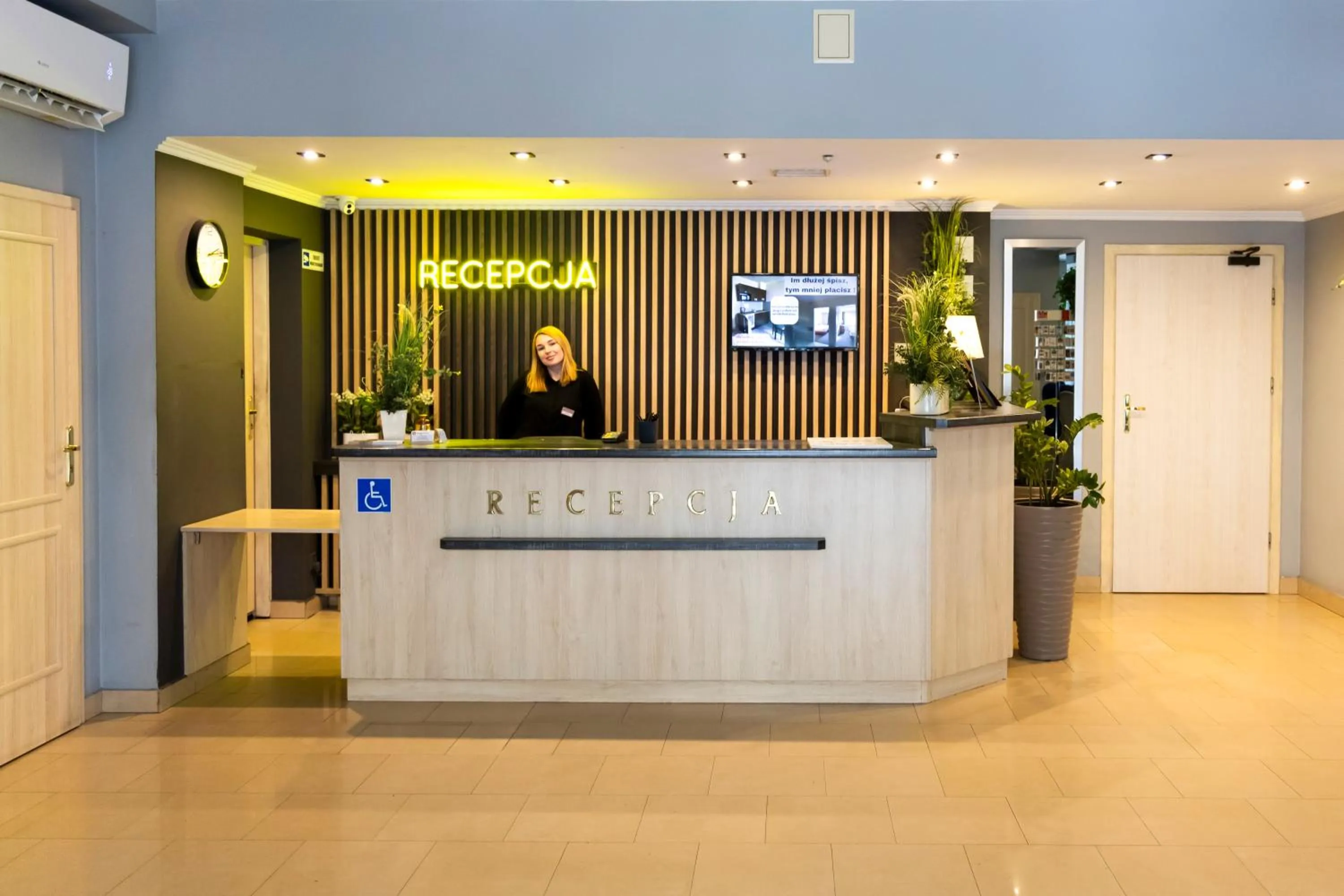 Lobby or reception in Noclegi Hit Rooms & Apartments